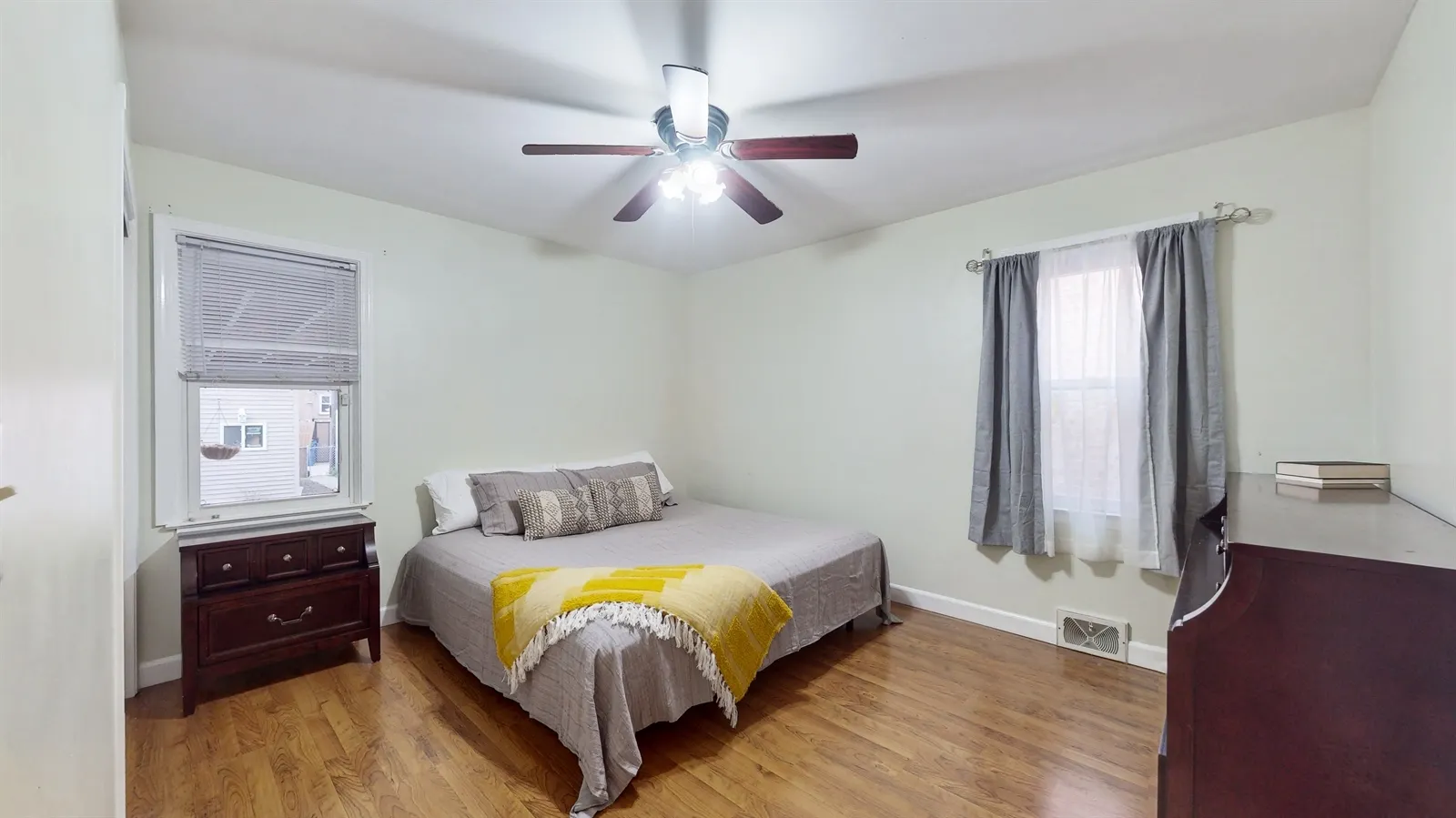 3703 S 58th Court IL