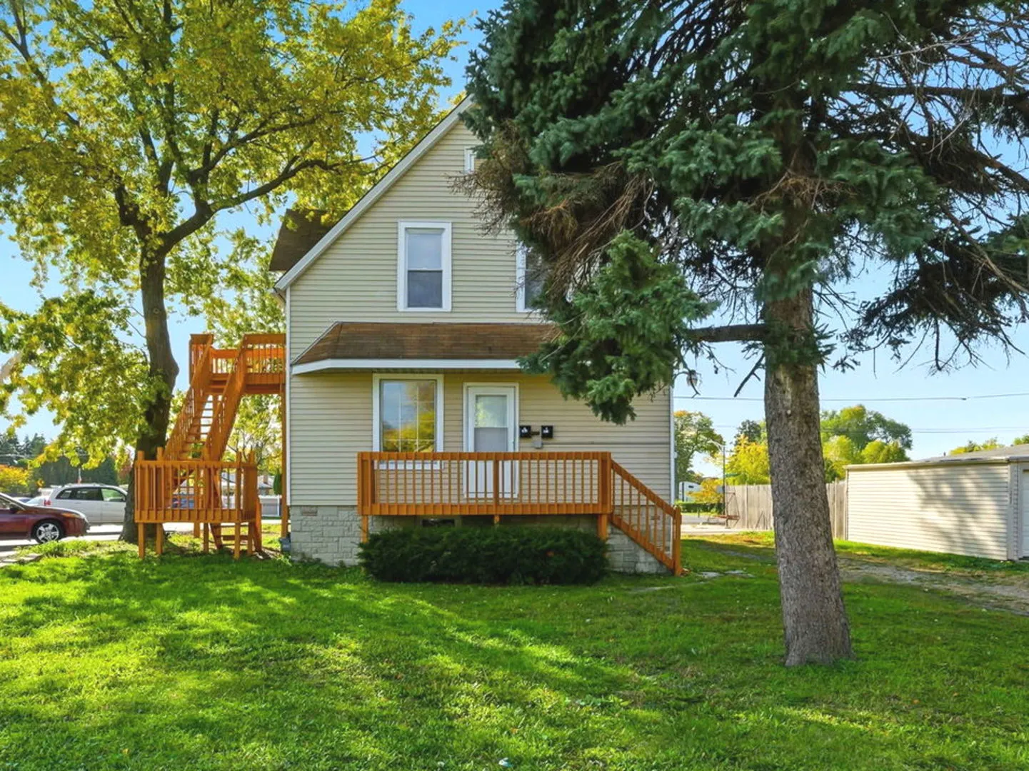 7635 W Foster Avenue IL