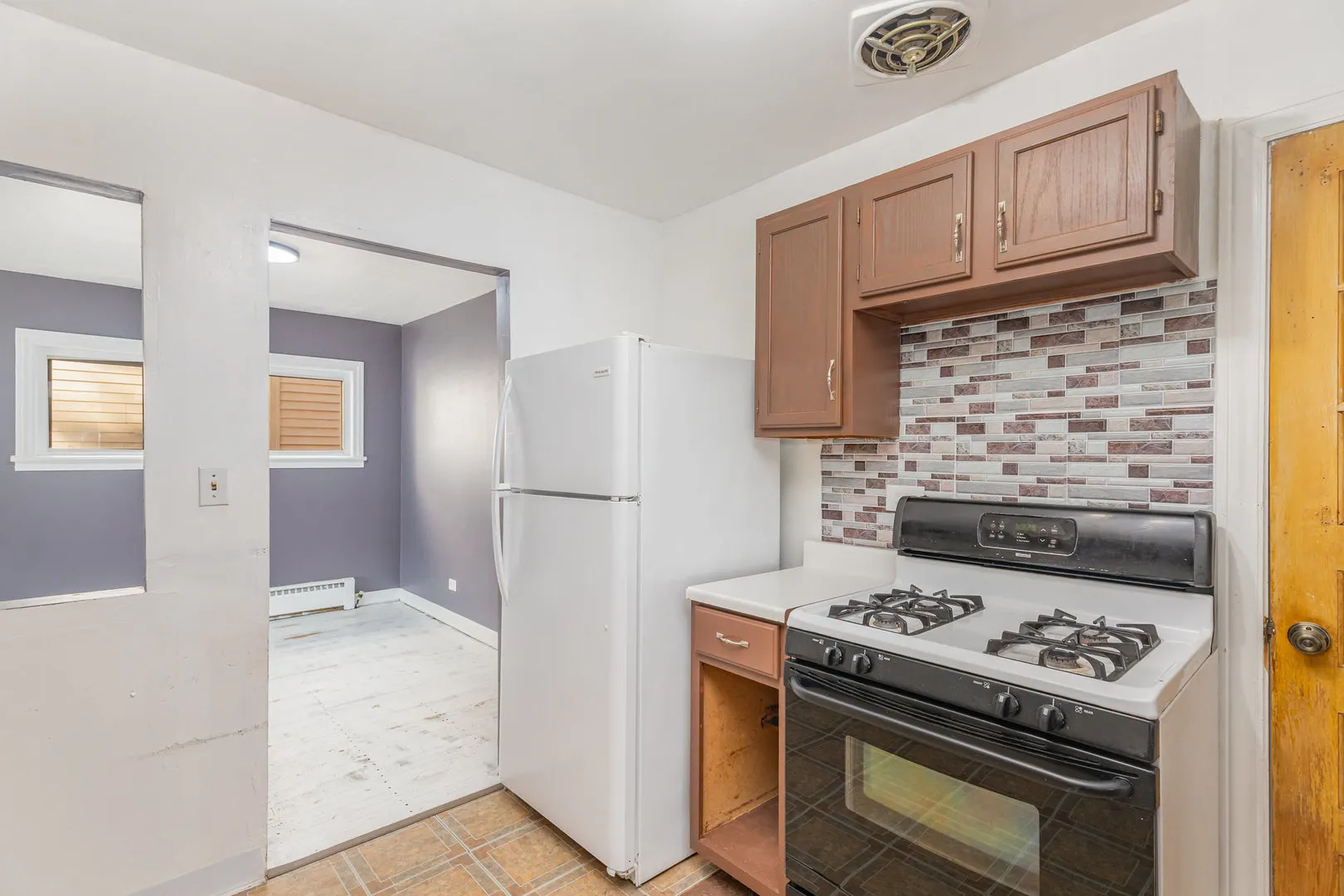 3541 N Rutherford Avenue IL