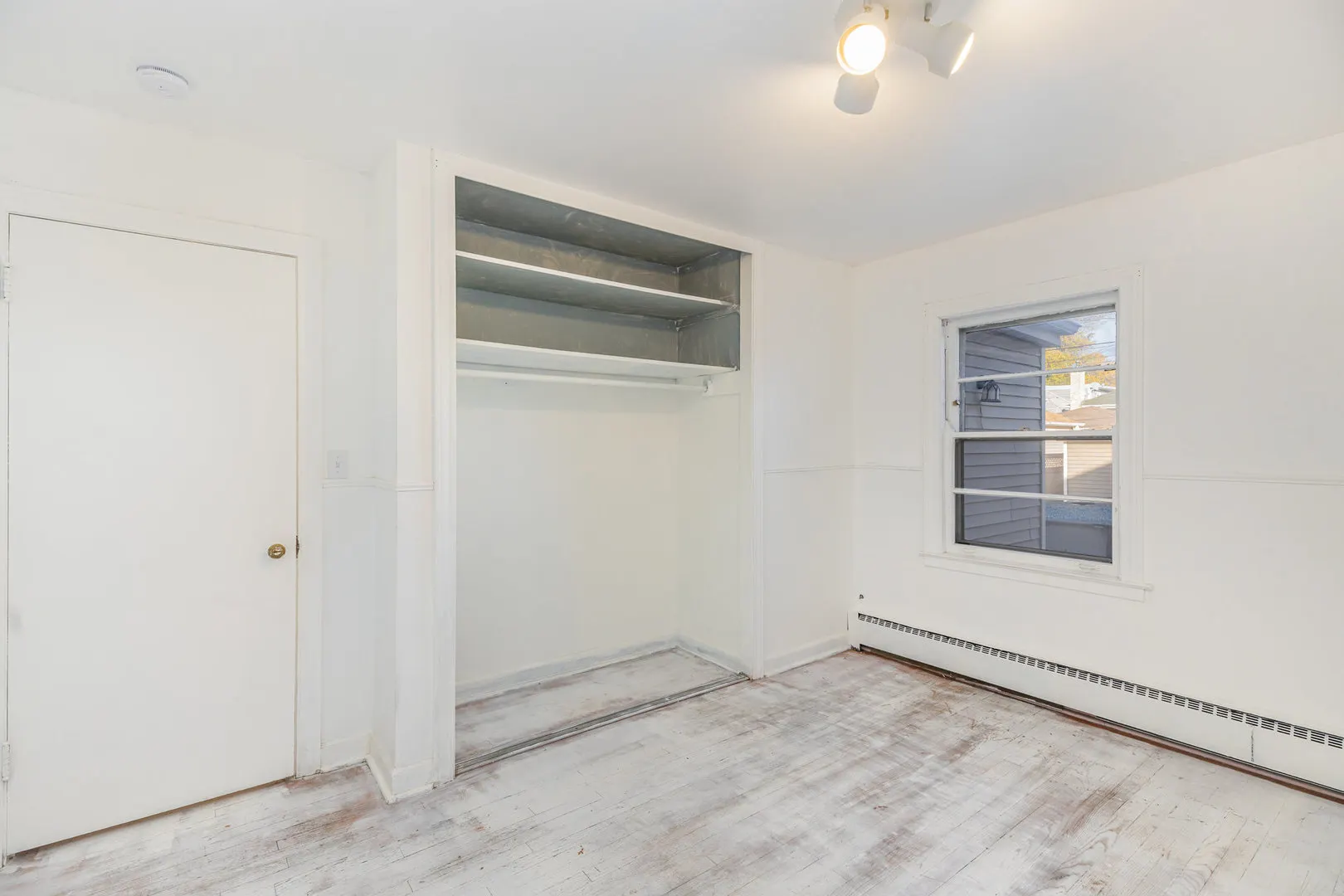 3541 N Rutherford Avenue IL