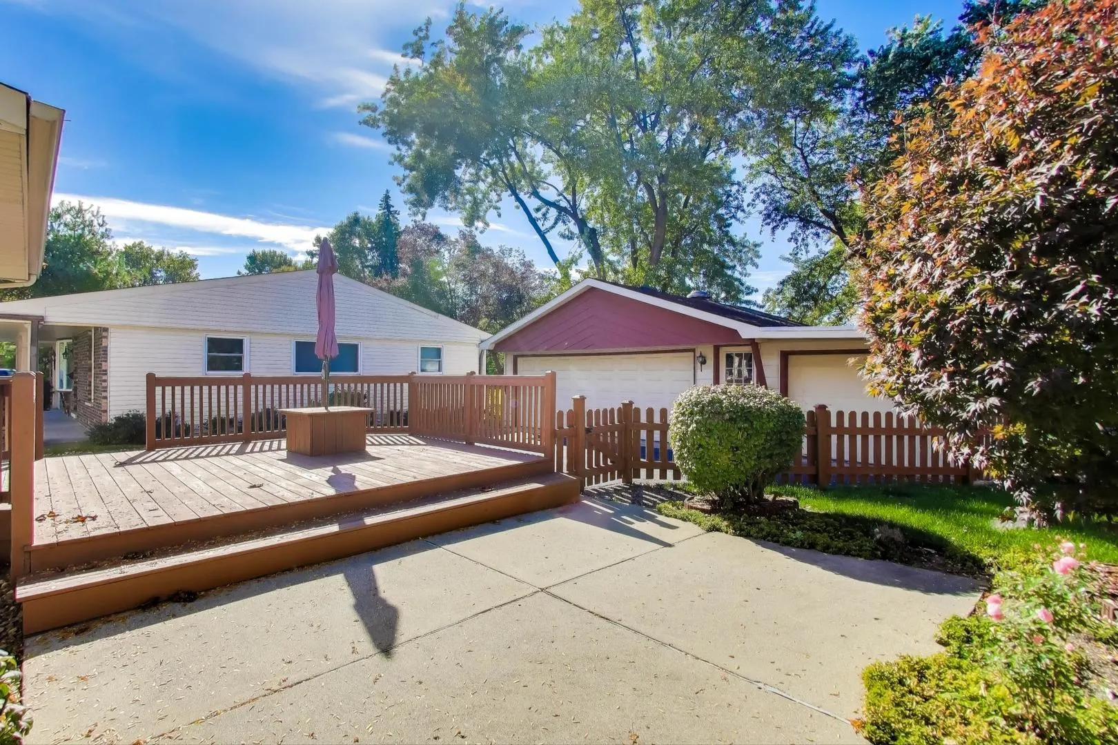 230 Shannon Court IL