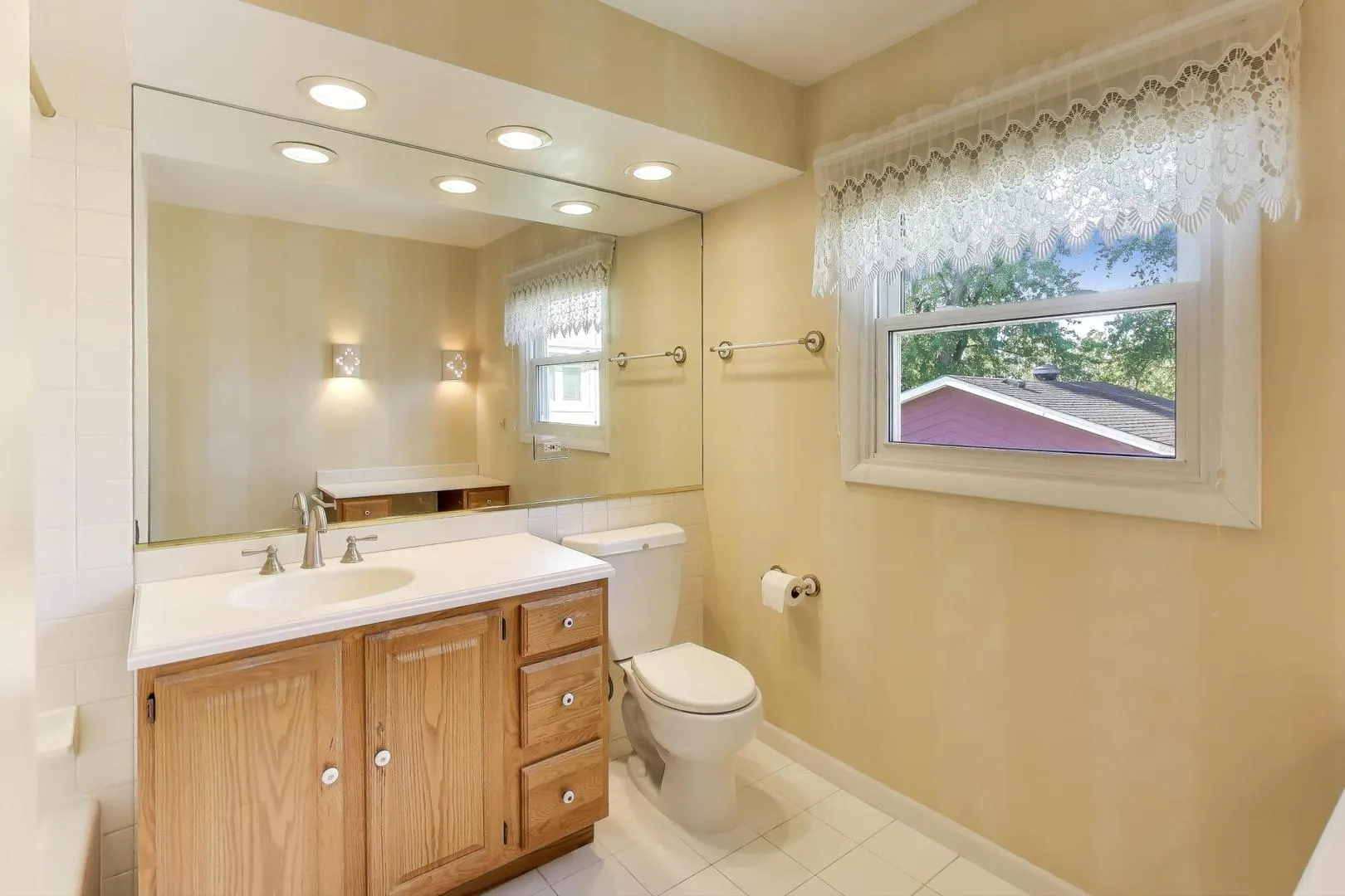 230 Shannon Court IL