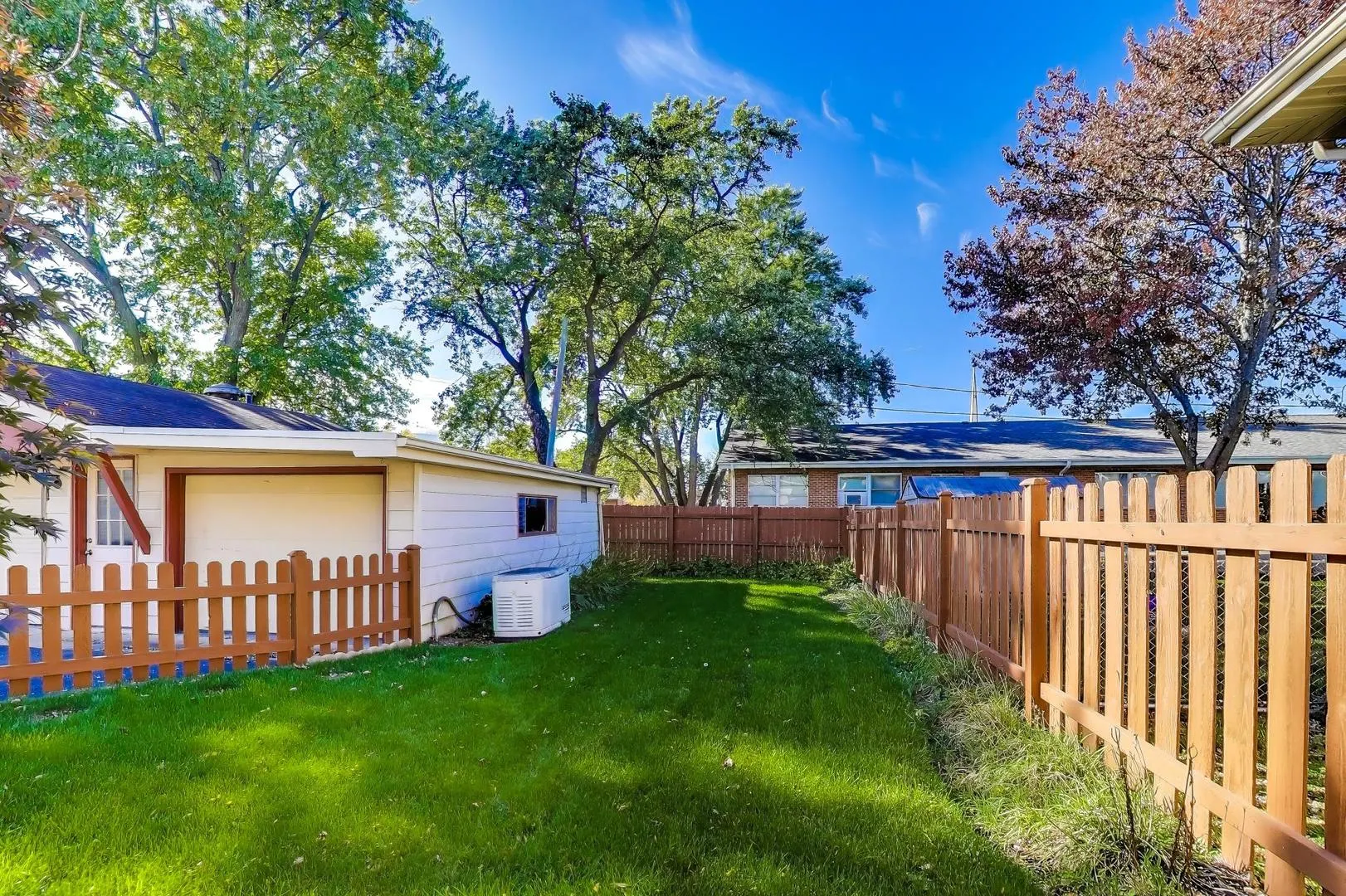 230 Shannon Court IL