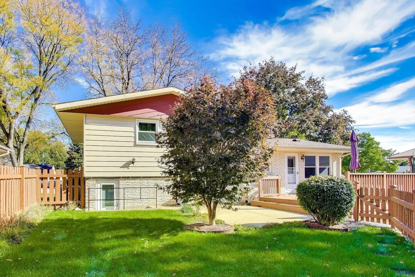 230 Shannon Court IL