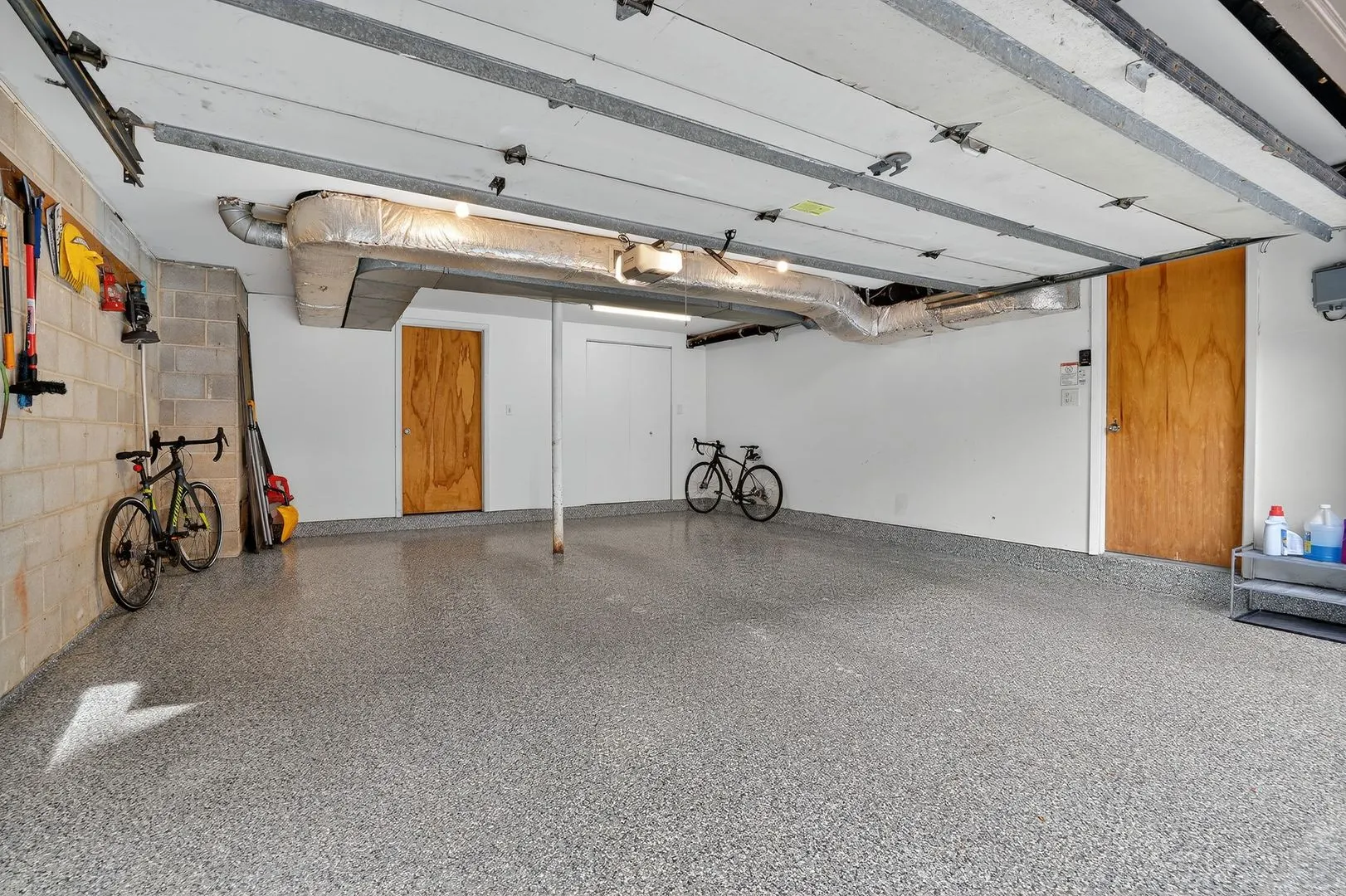 1403 SHERIDAN Road IL