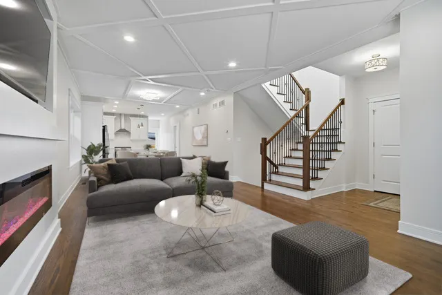 6109 W Berenice Avenue IL