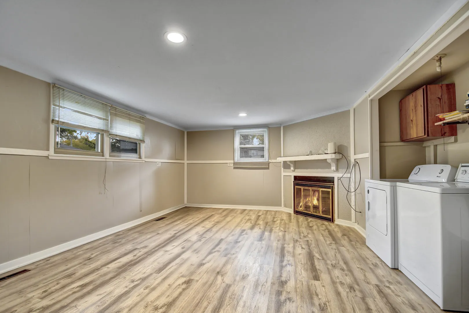 15251 Colina Avenue IL