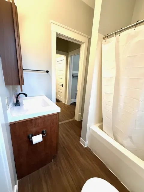 728 Dekalb Avenue 1 IL