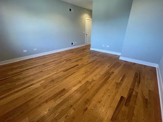 4812 W Montrose Avenue 204 IL