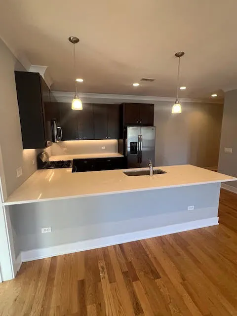 4812 W Montrose Avenue 204 IL