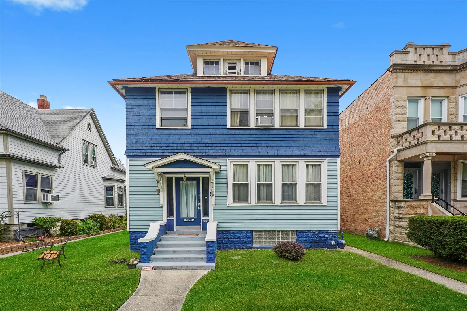 12609 Maple Avenue IL