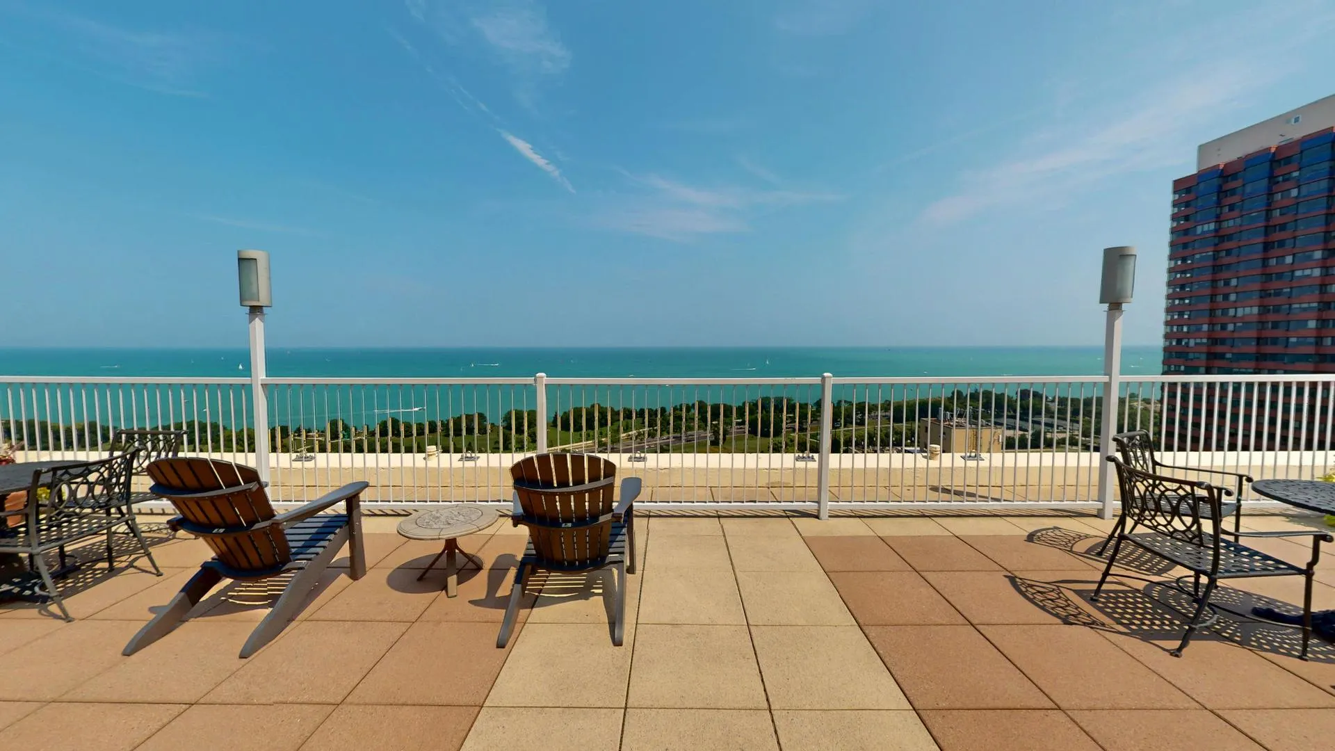 336 W Wellington Avenue 1002 IL