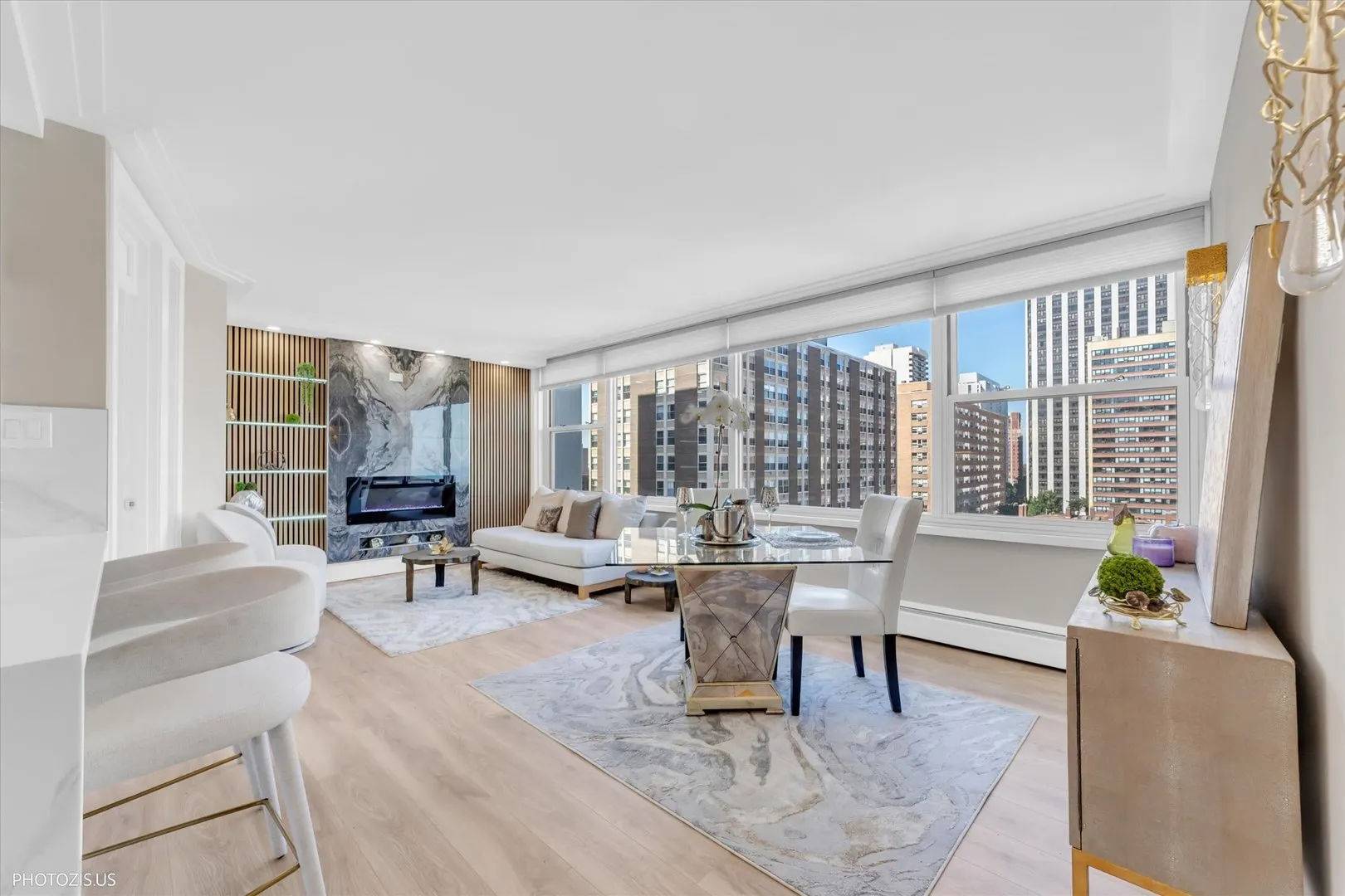 336 W Wellington Avenue 1002 IL