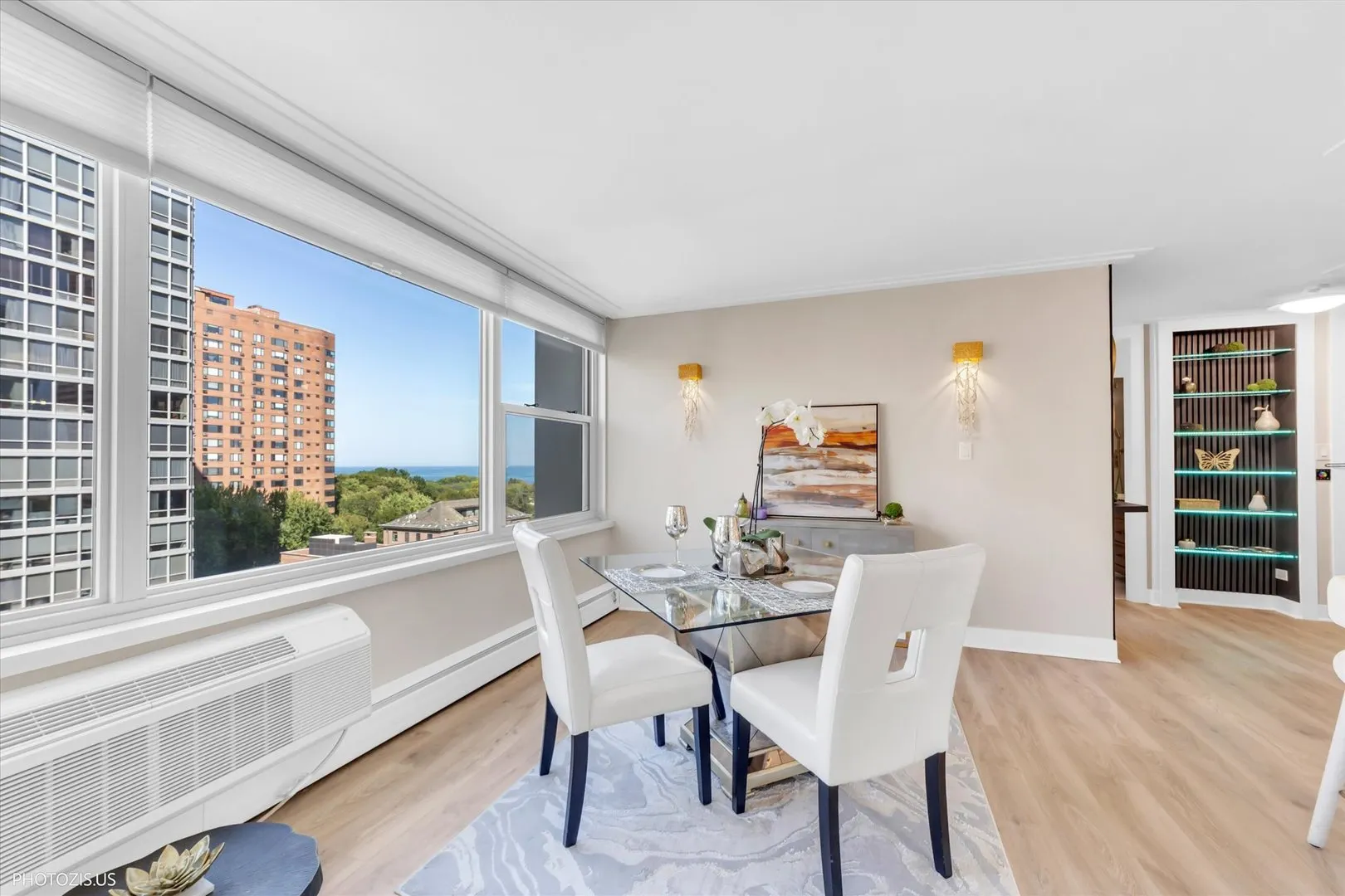 336 W Wellington Avenue 1002 IL