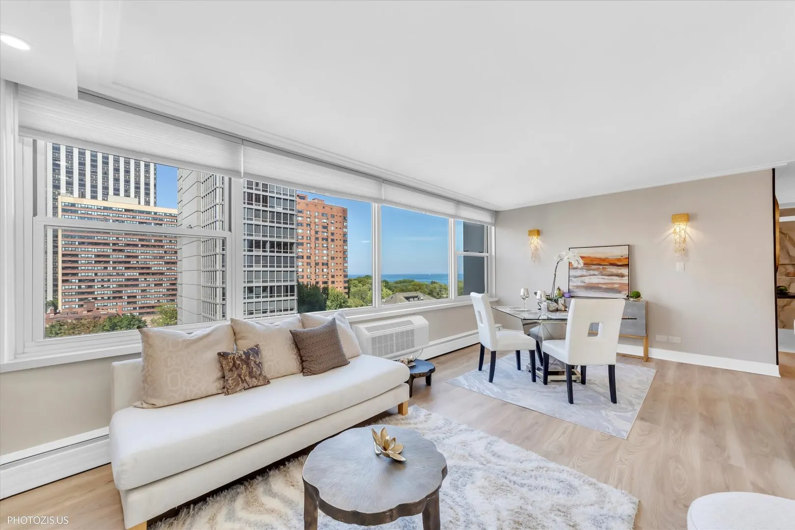 336 W Wellington Avenue 1002 IL