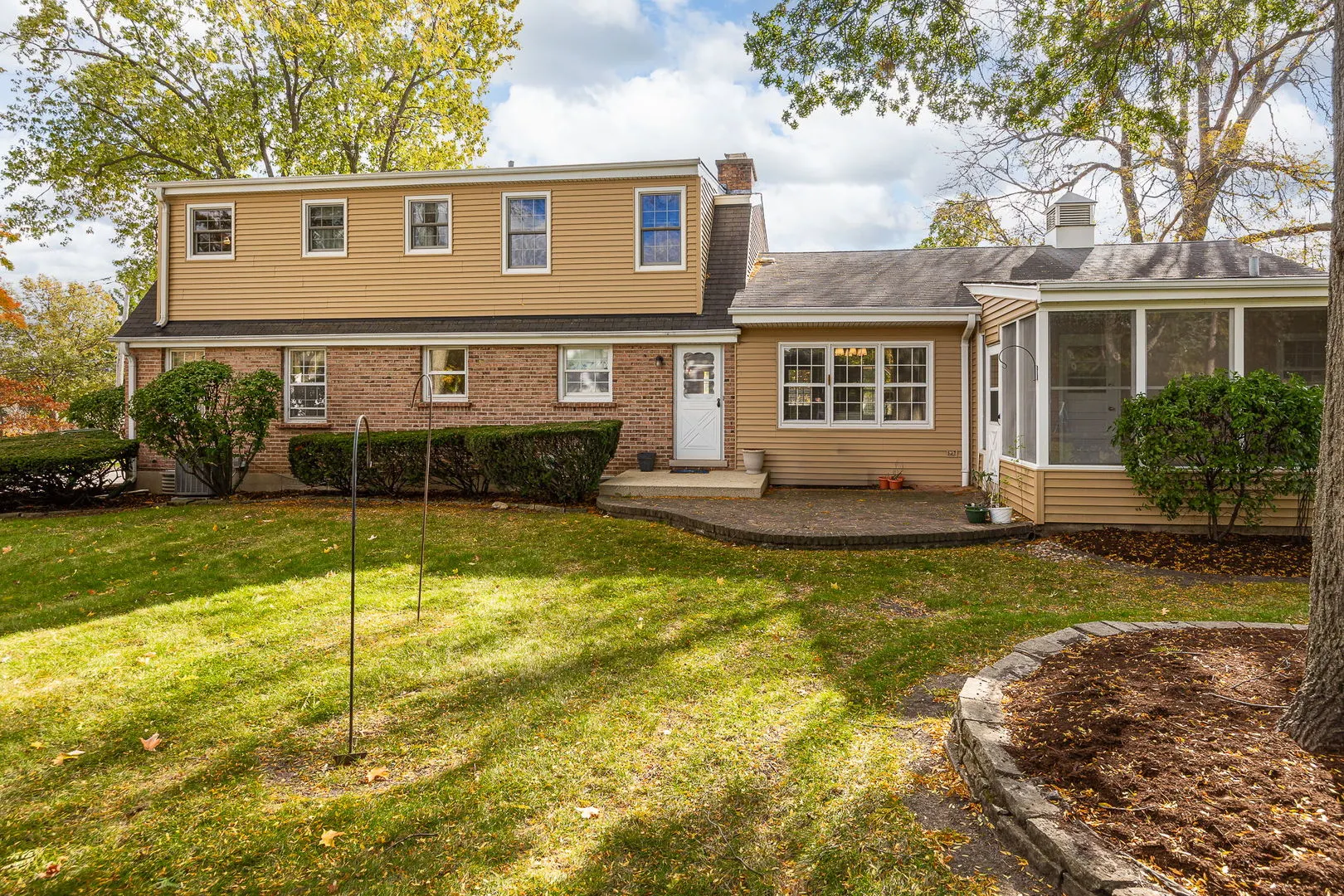 462 Fairview Avenue IL