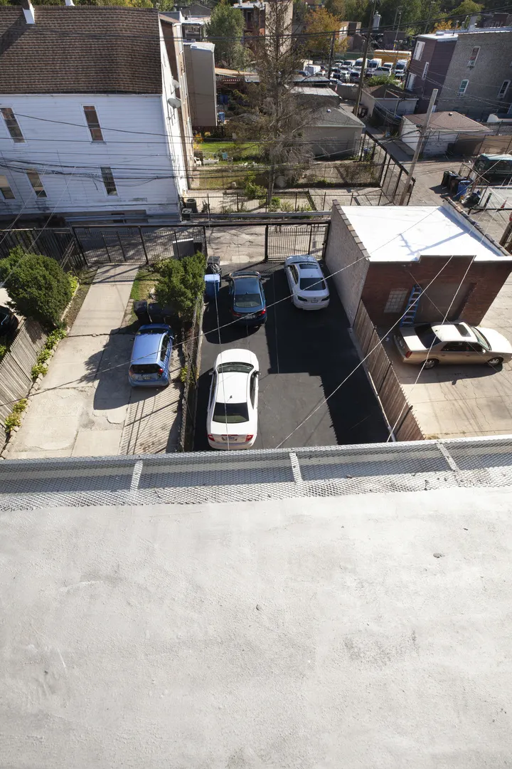 4209 W North Avenue IL