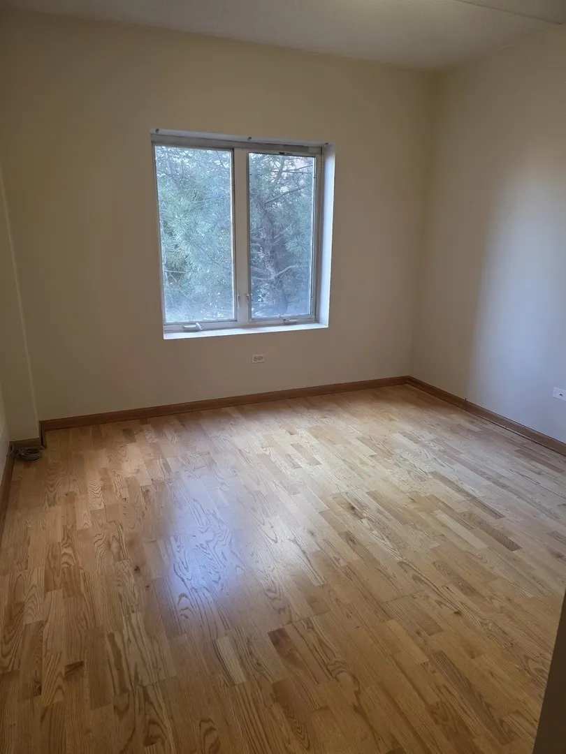 6559 W George Street 202 IL