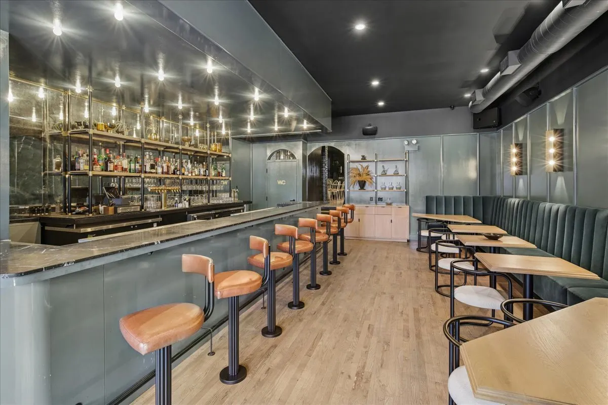 2528 N California Avenue IL