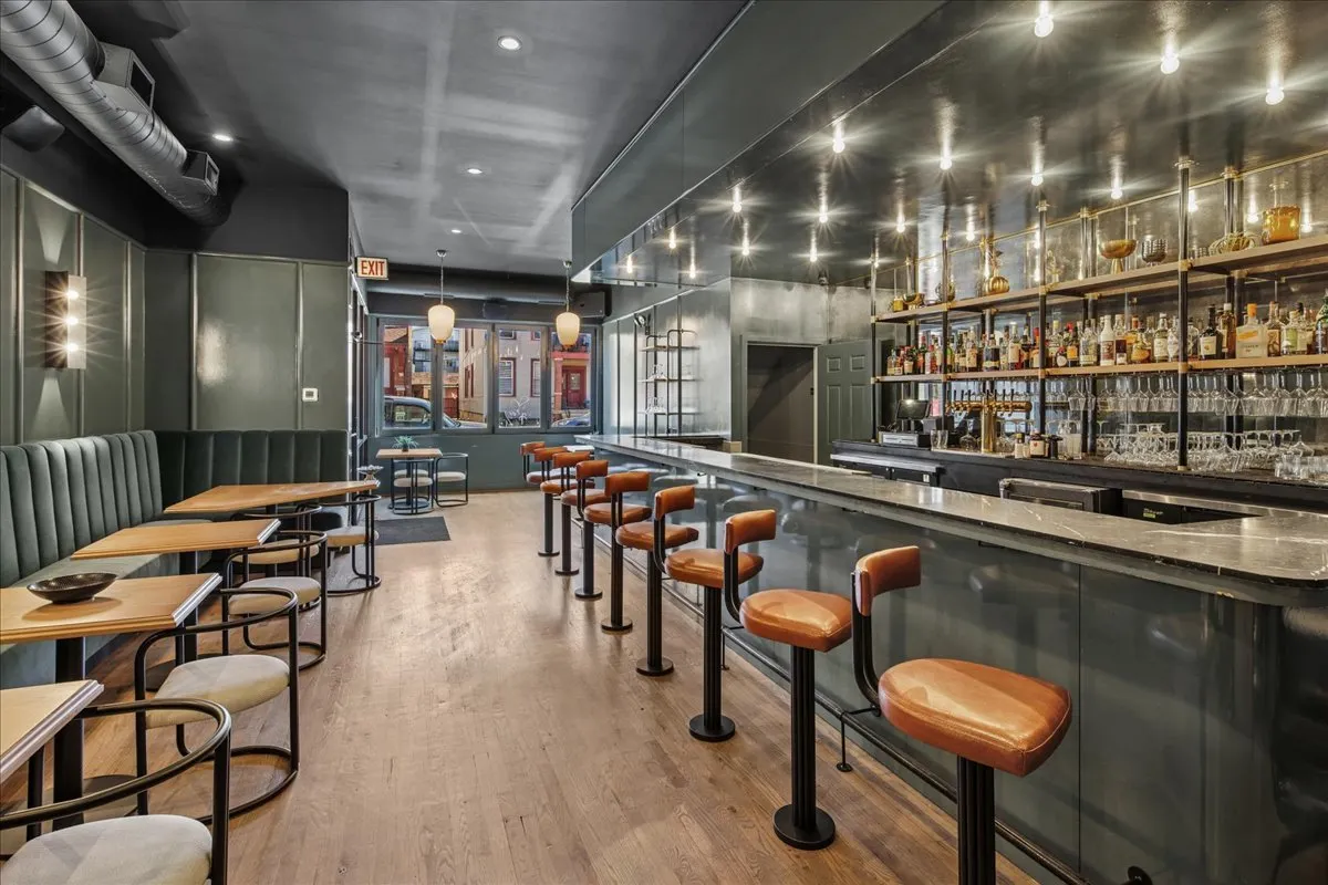 2528 N California Avenue IL