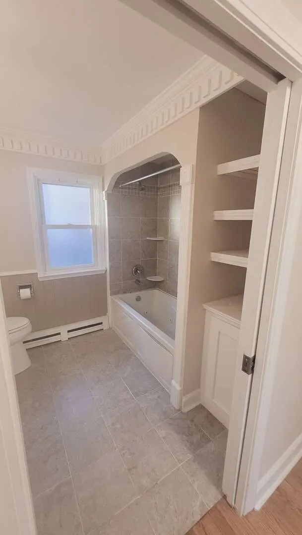 245 N Main Street IL