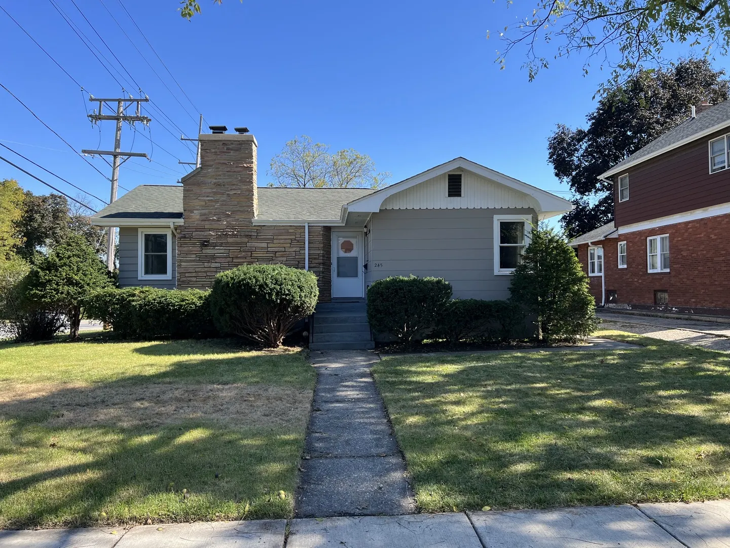 245 N Main Street IL