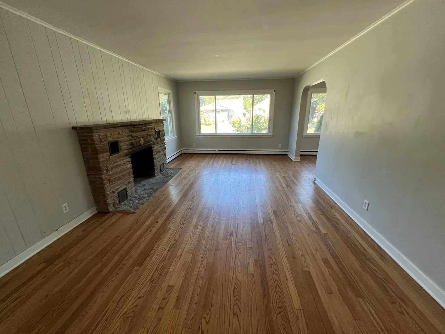 245 N Main Street IL