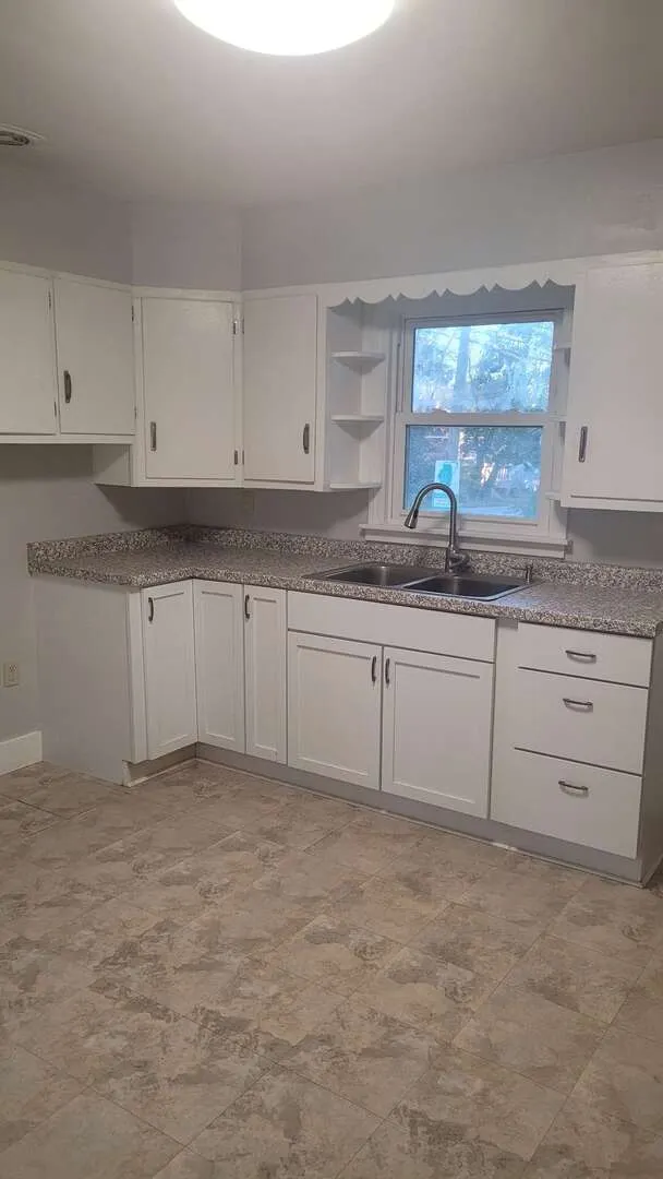 245 N Main Street IL