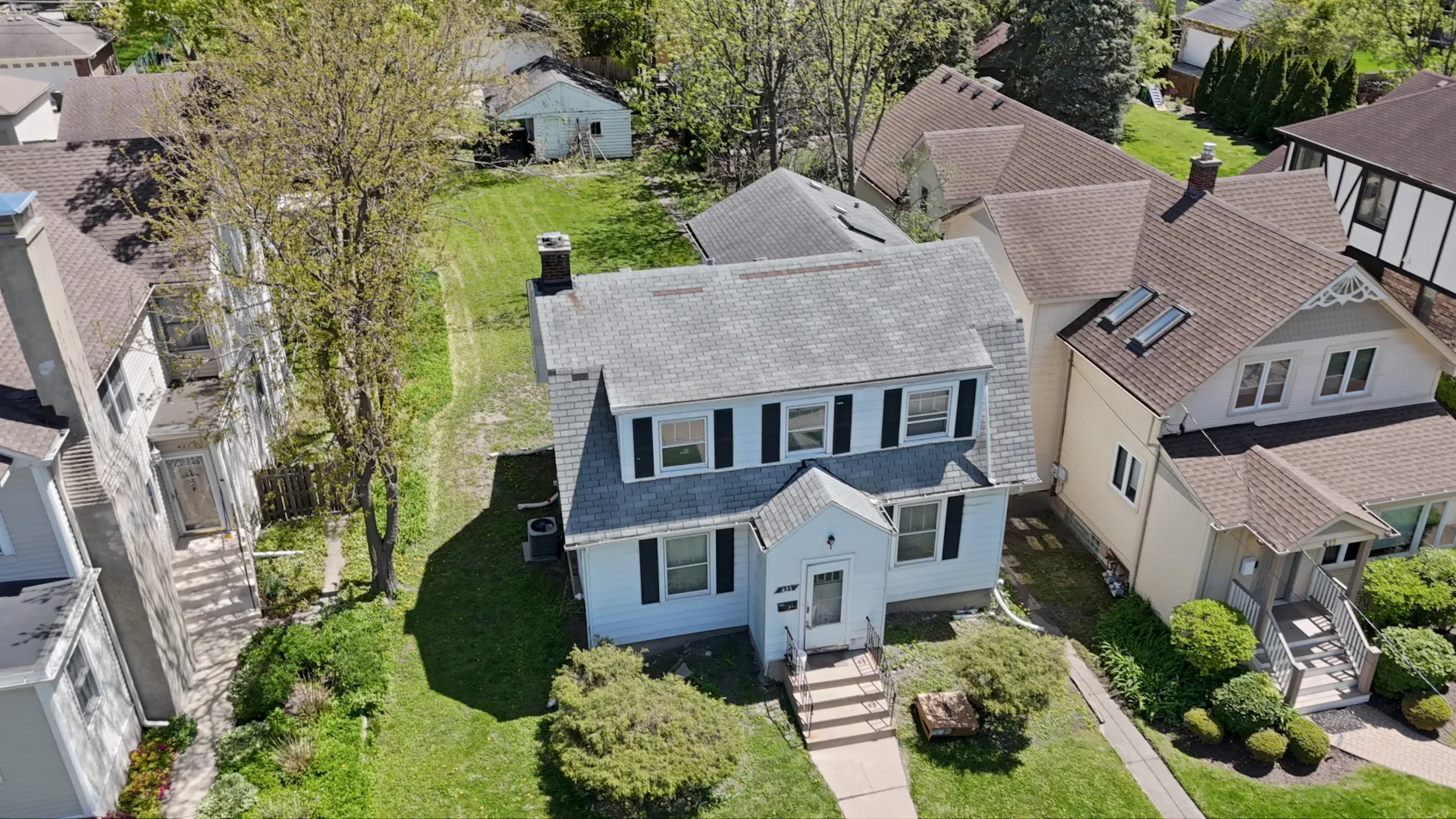 421 Leonard Street IL