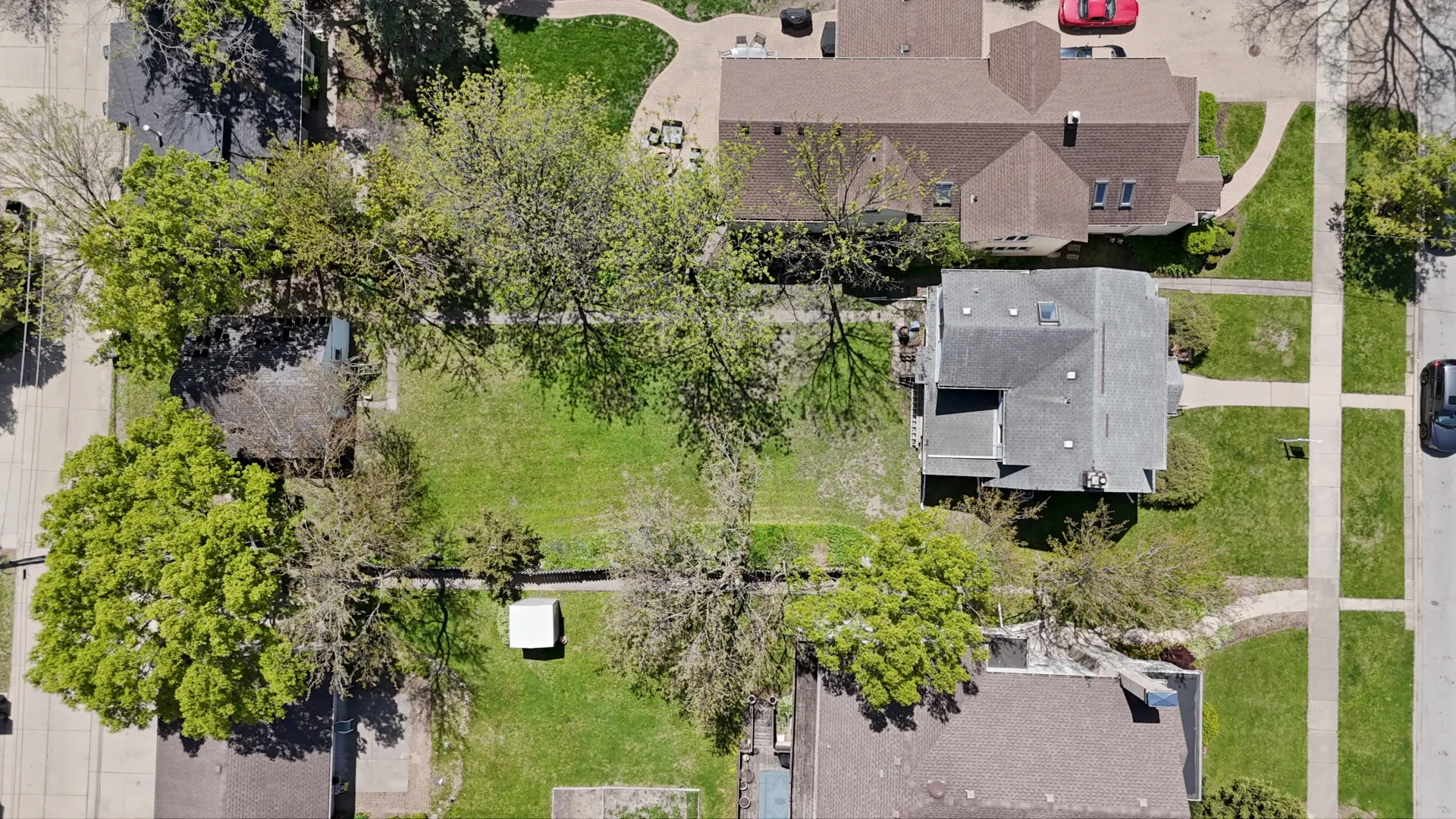 421 Leonard Street IL