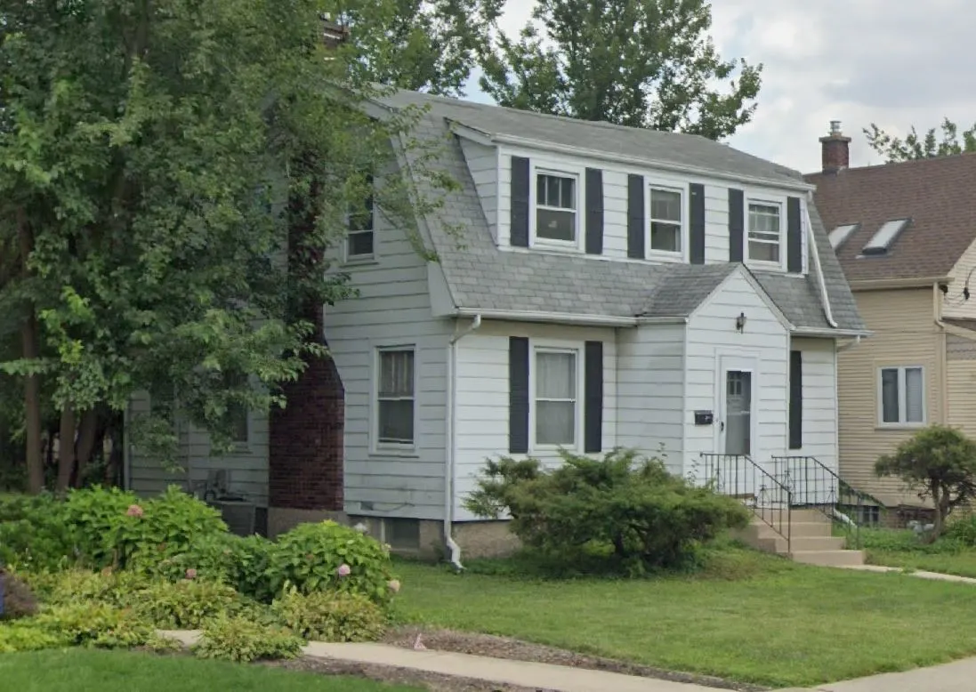 421 Leonard Street IL