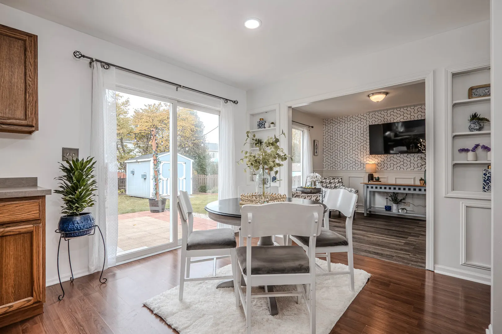 215 Alexis Street IL