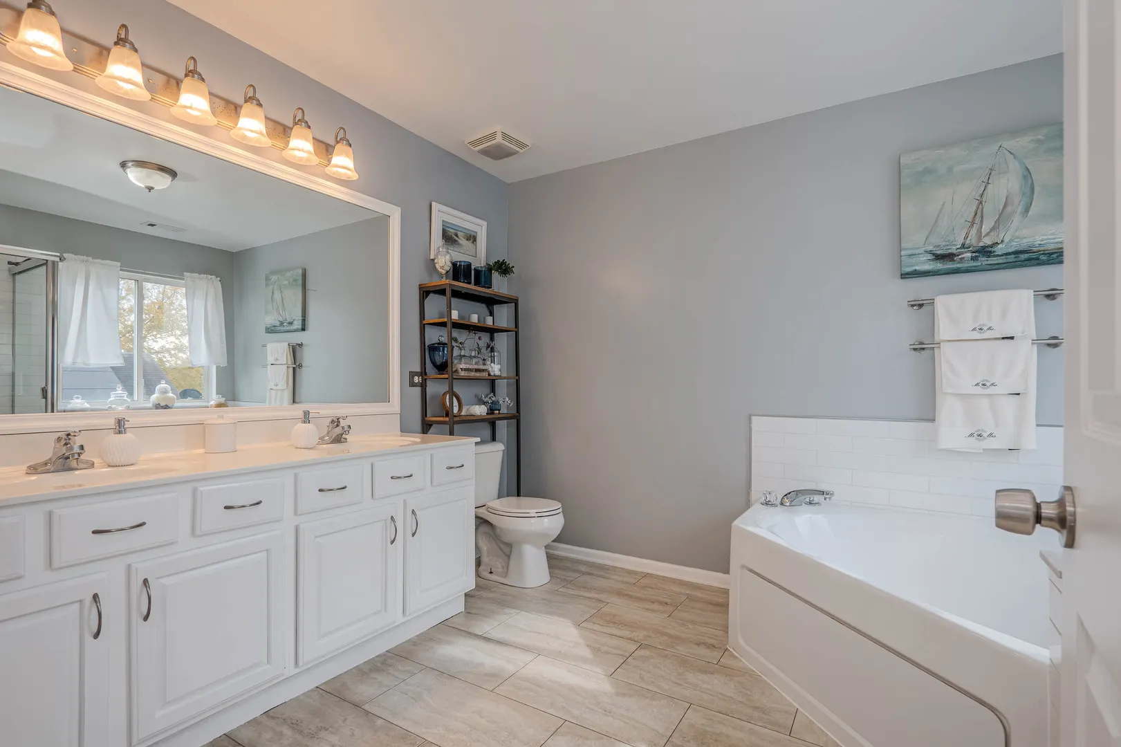 215 Alexis Street IL