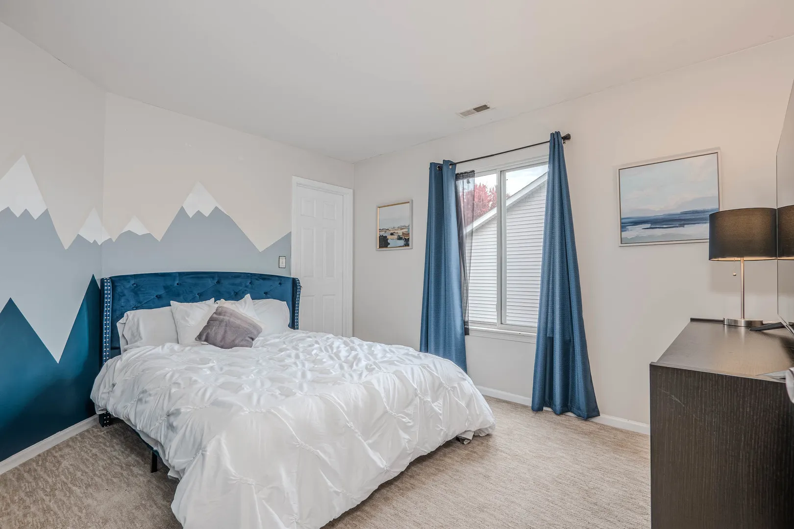 215 Alexis Street IL