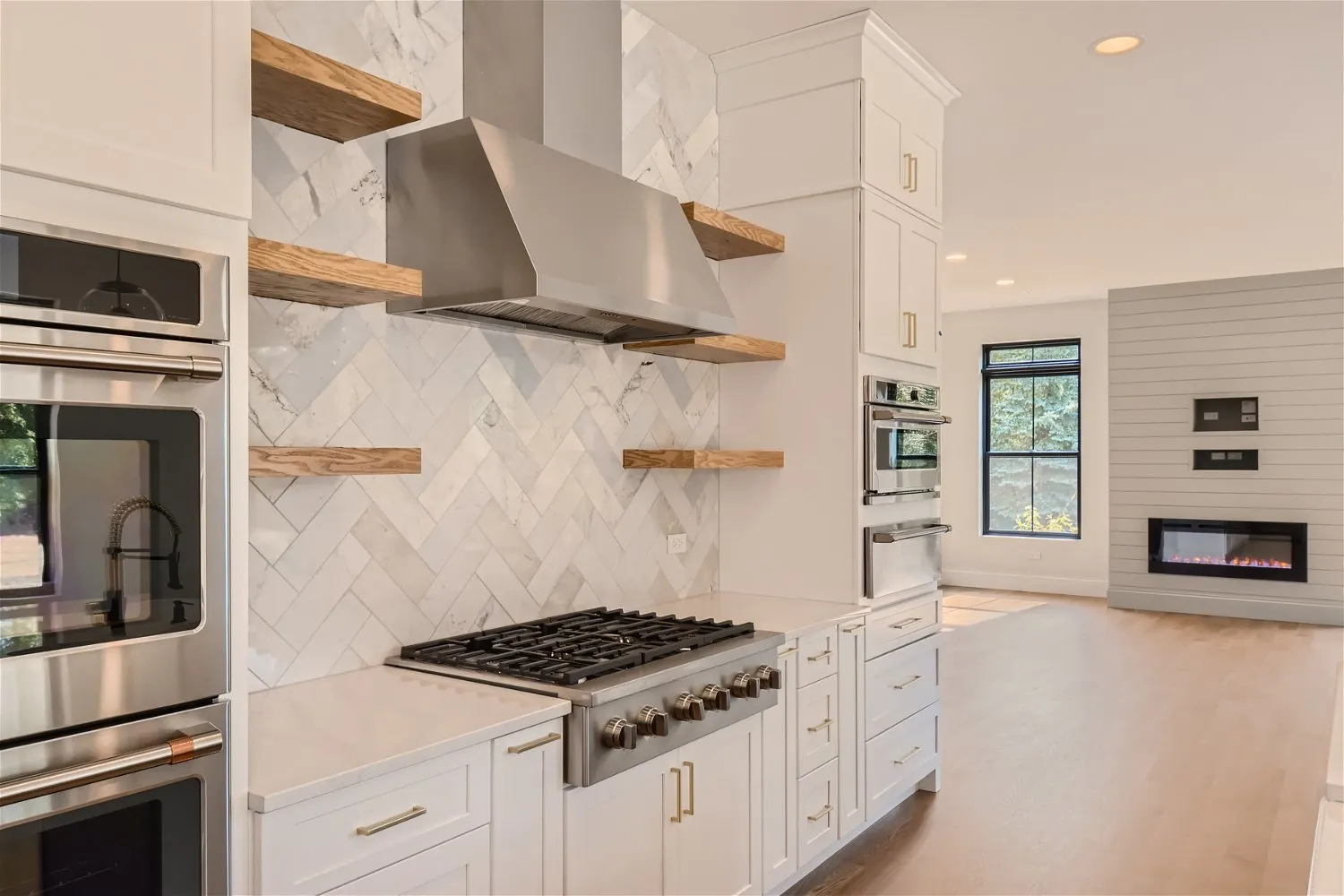 8 Alexandra Drive IL