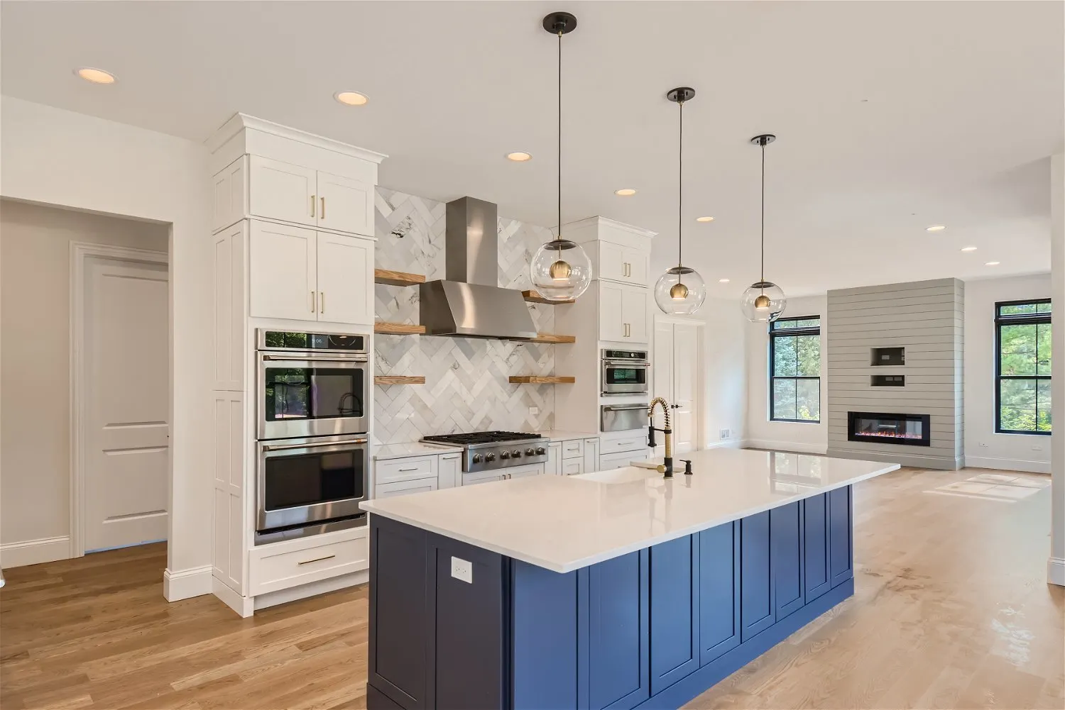 8 Alexandra Drive IL