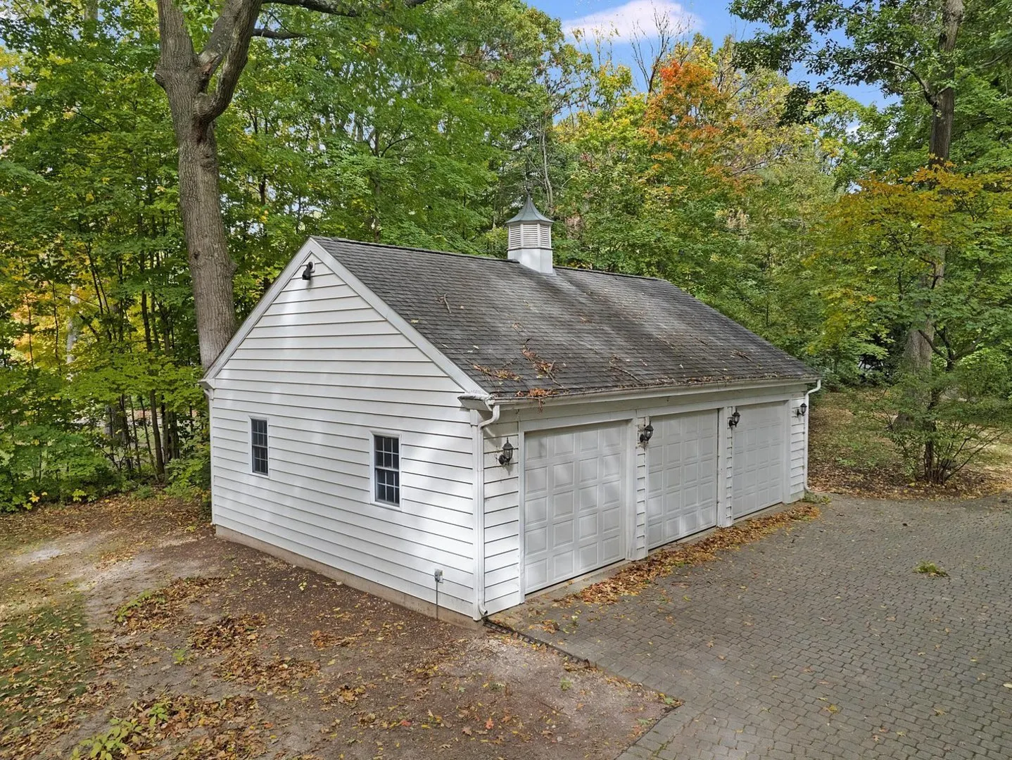 1850 N Mulford Road IL