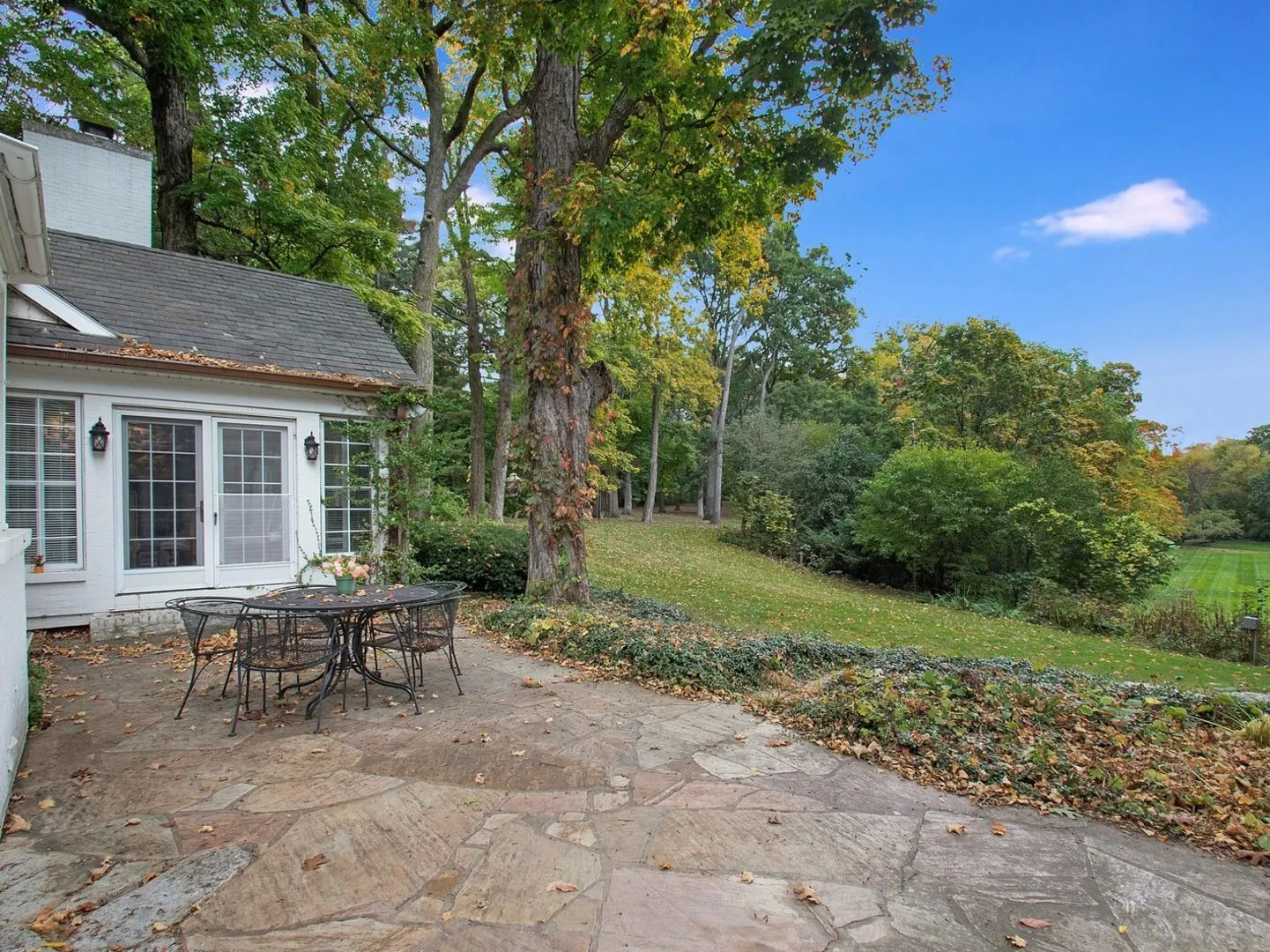 1850 N Mulford Road IL