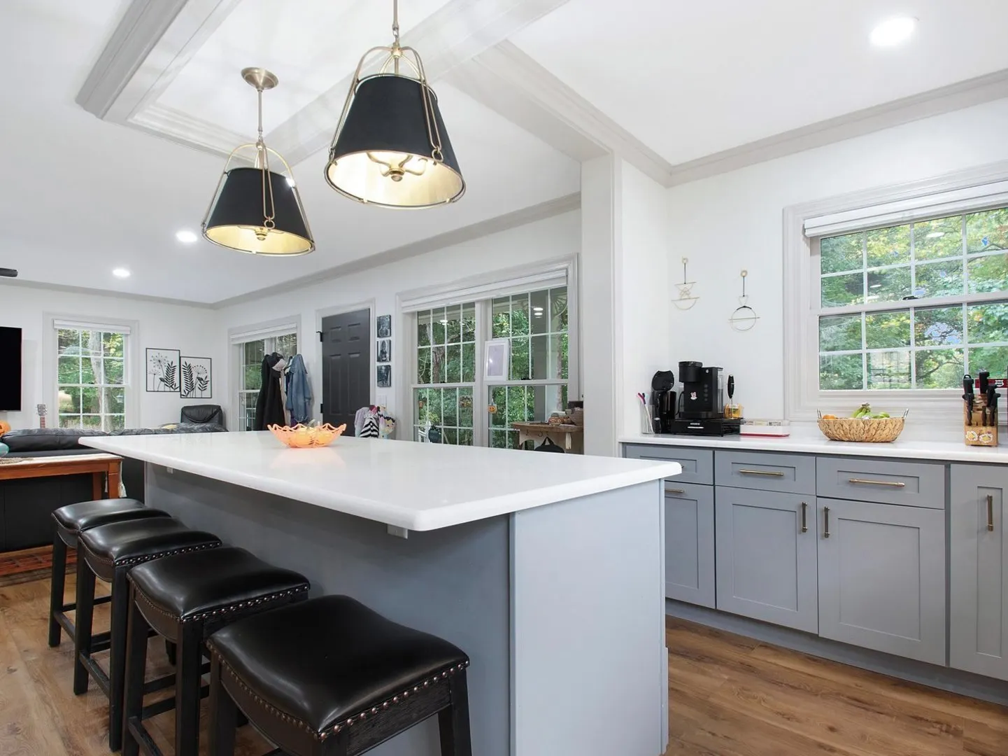 1850 N Mulford Road IL