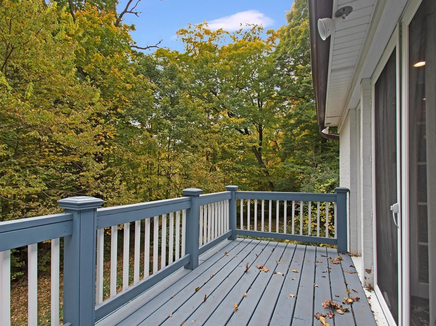 1850 N Mulford Road IL