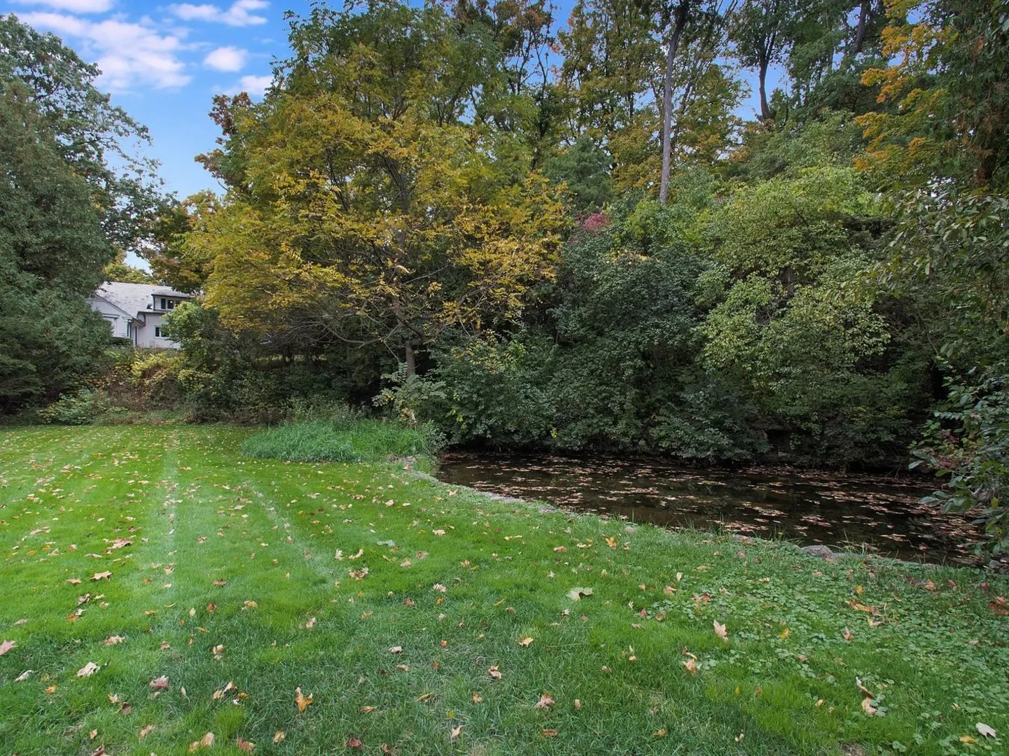 1850 N Mulford Road IL