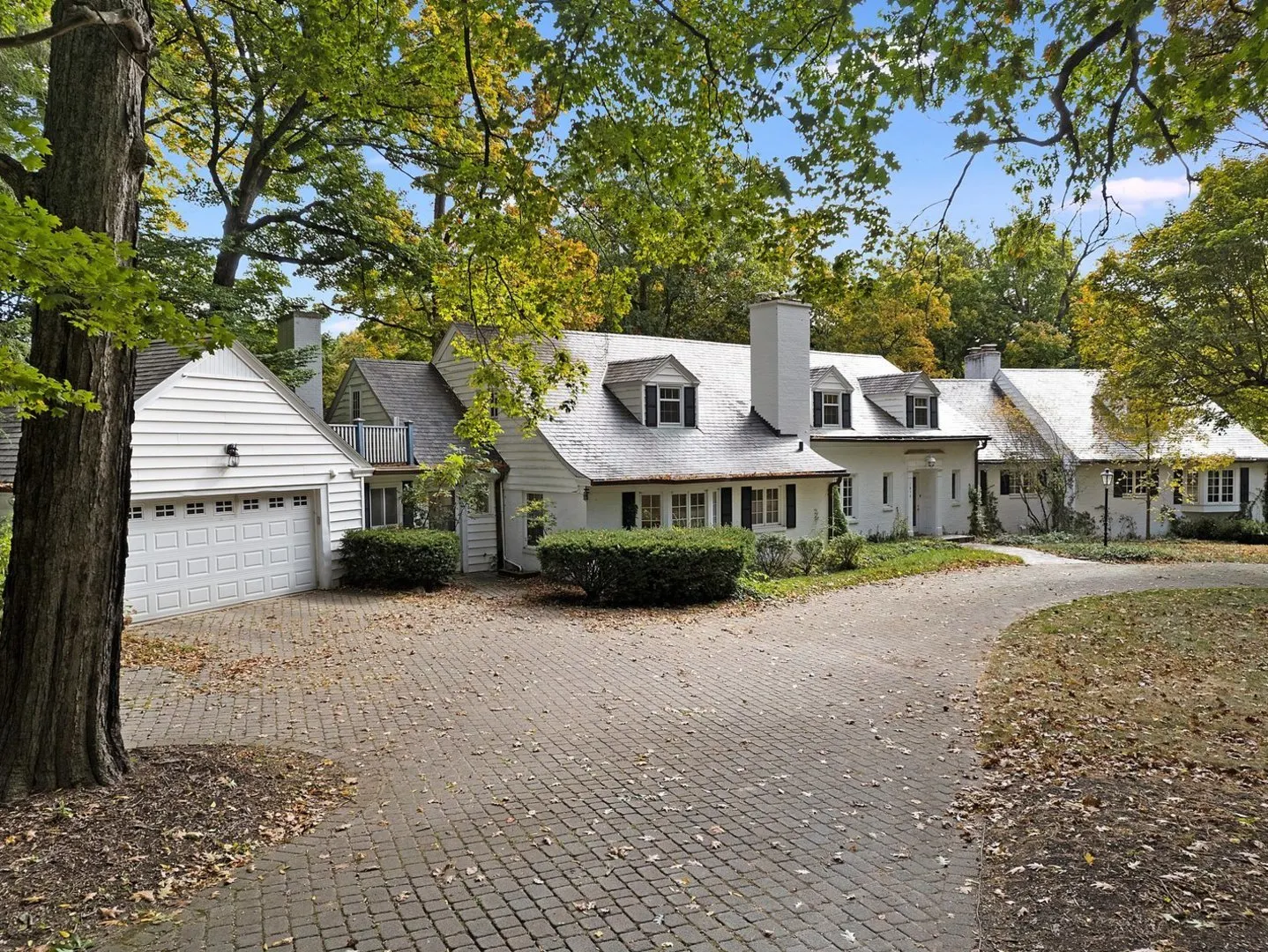 1850 N Mulford Road IL