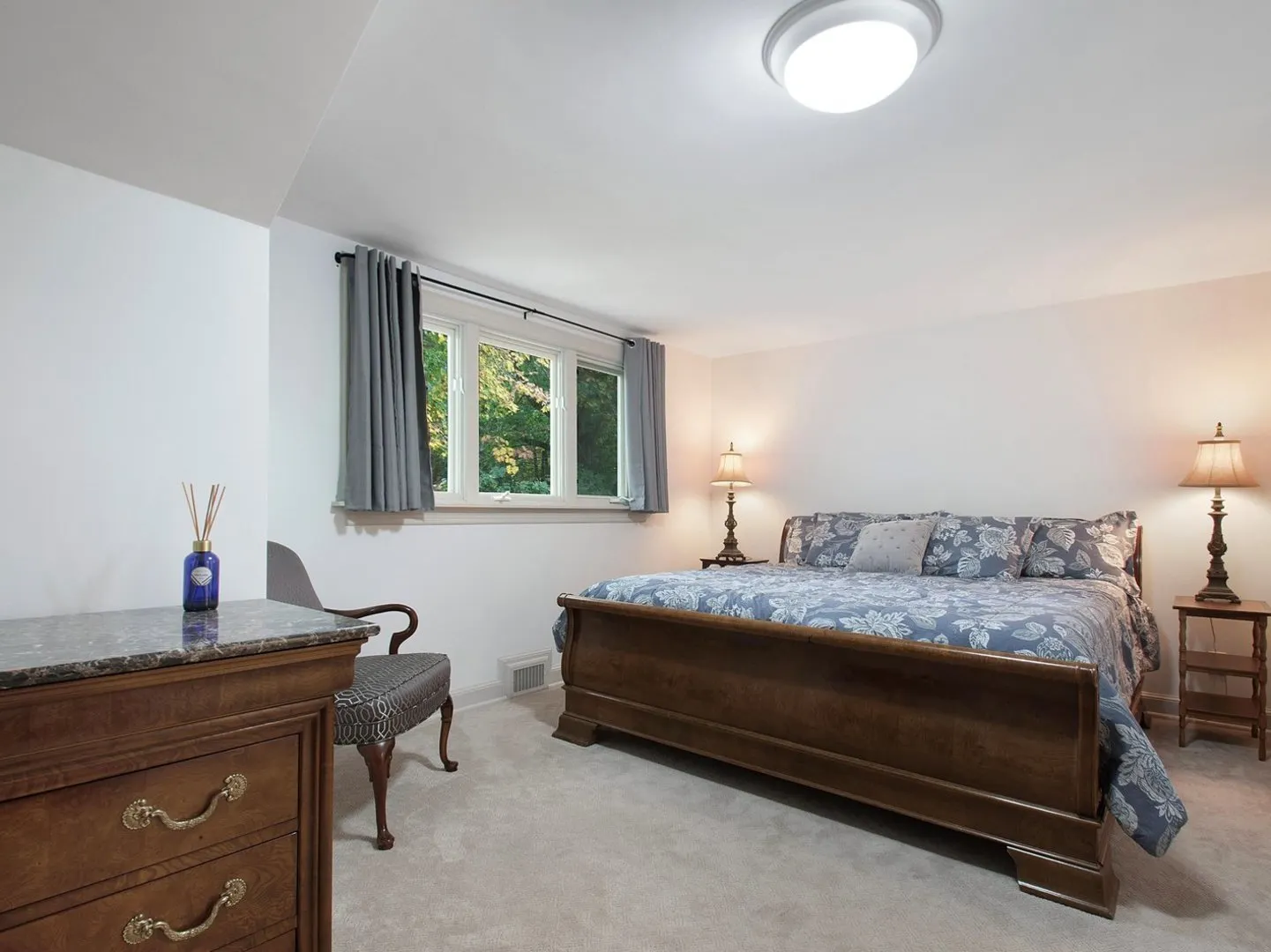 1850 N Mulford Road IL