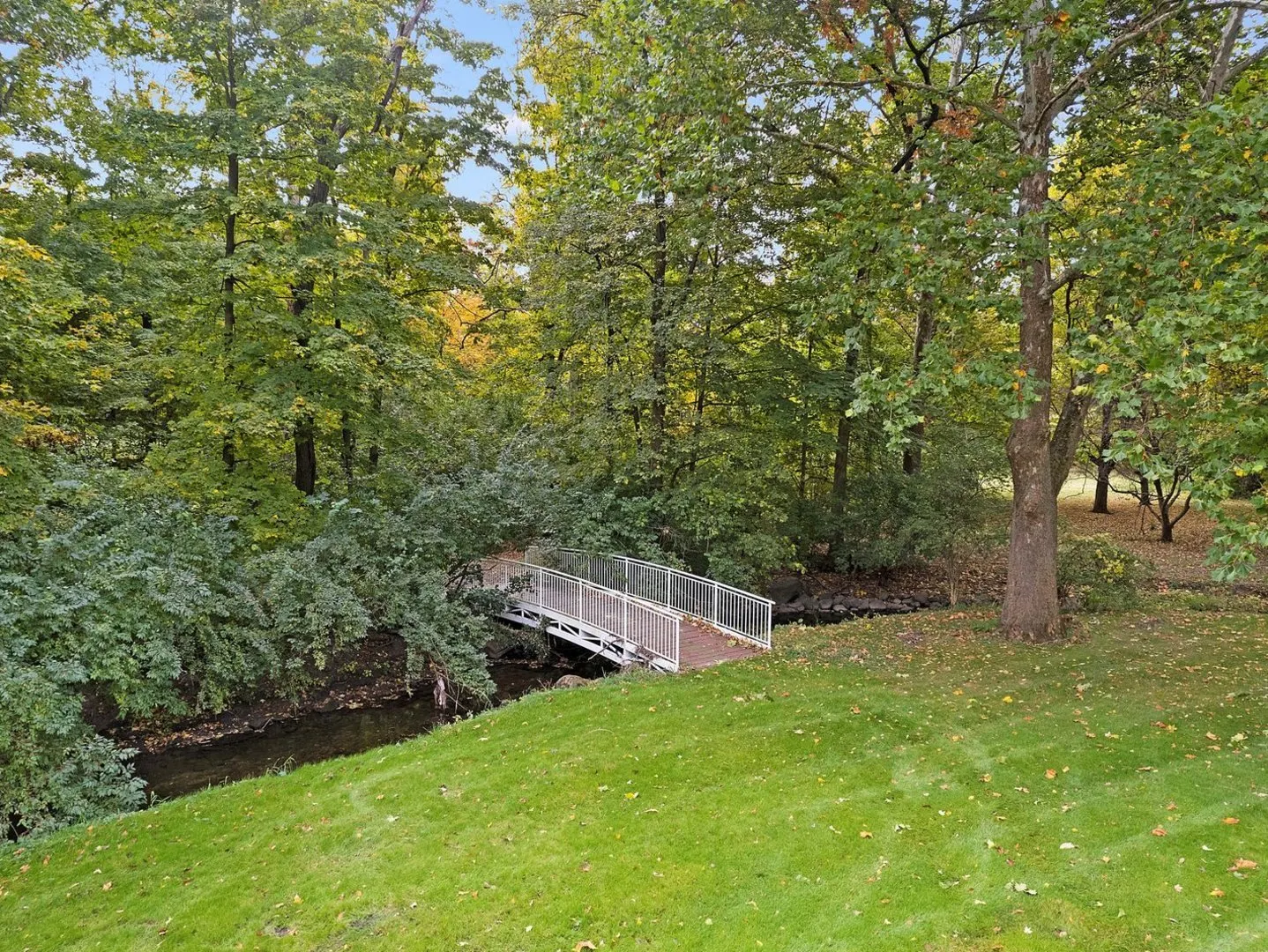 1850 N Mulford Road IL