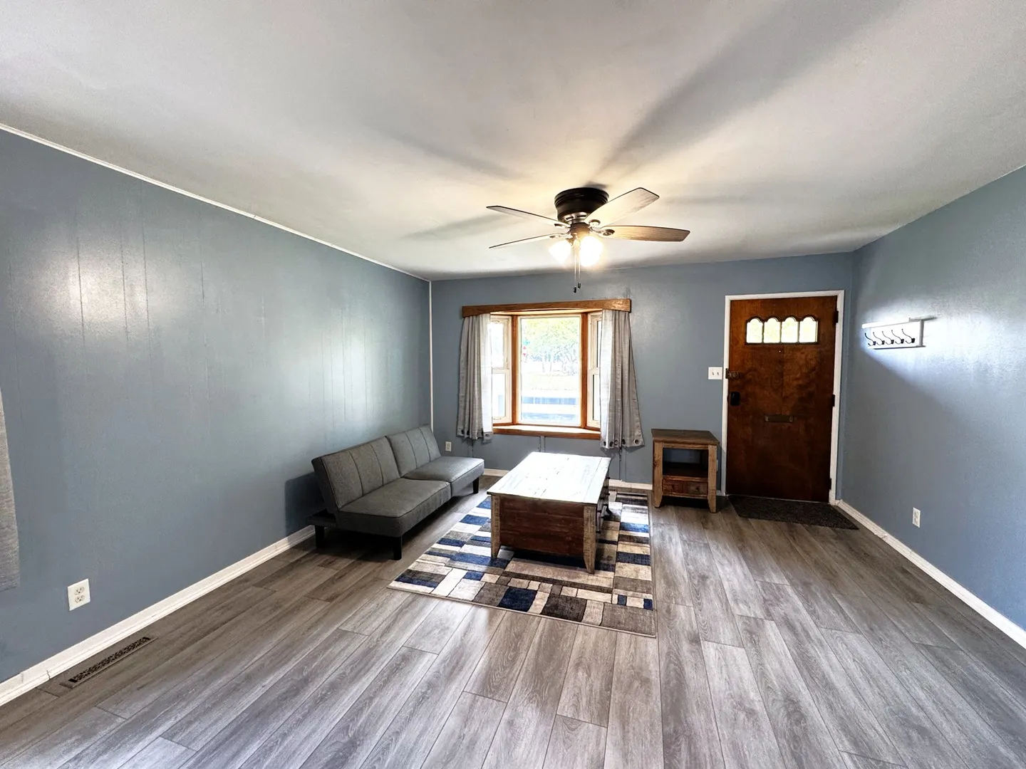 1601 Carolyn Drive IL