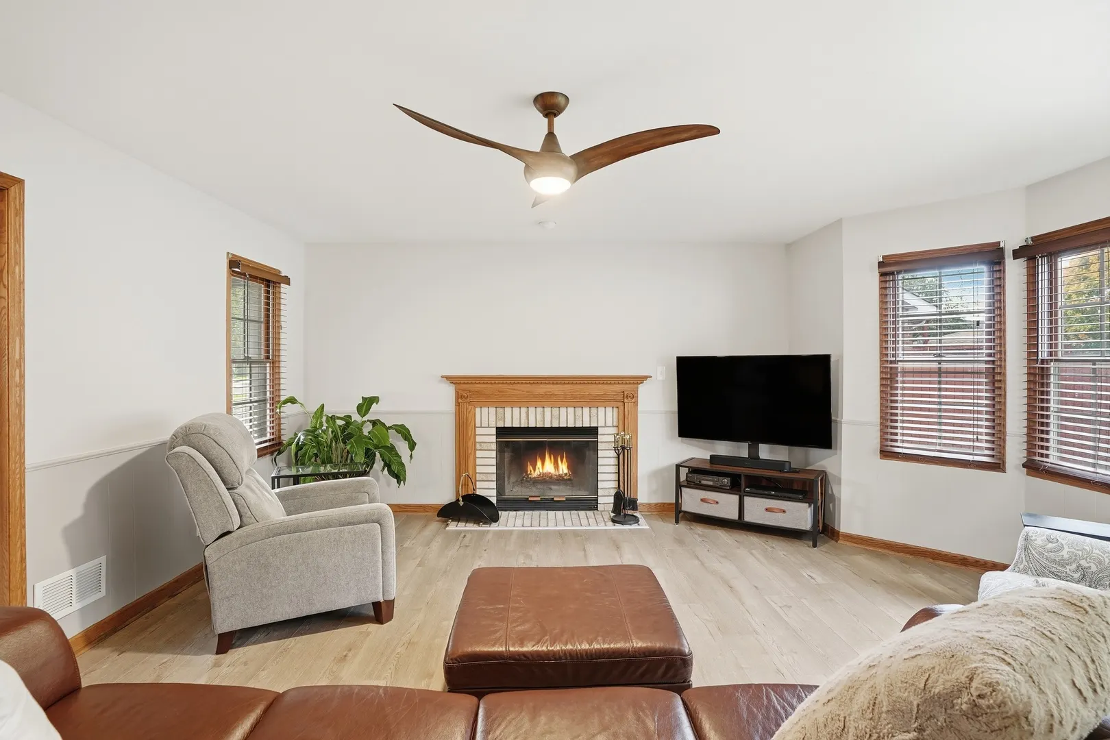 18328 Country Lane IL