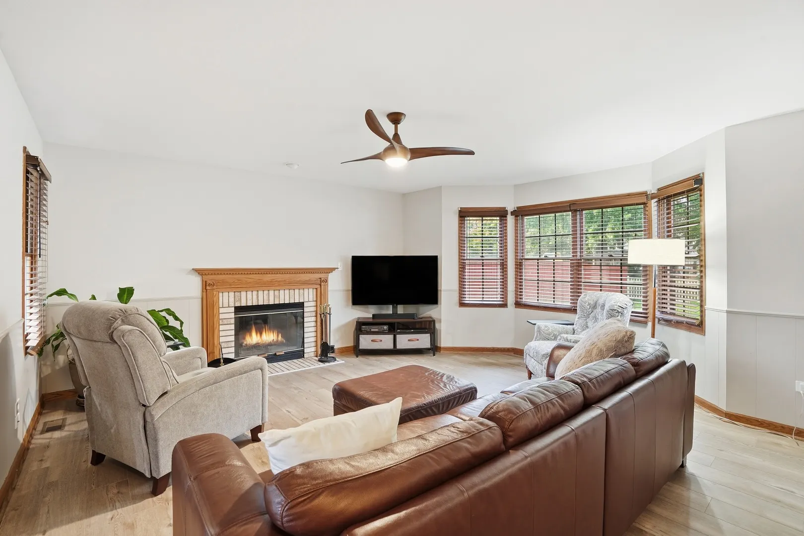 18328 Country Lane IL