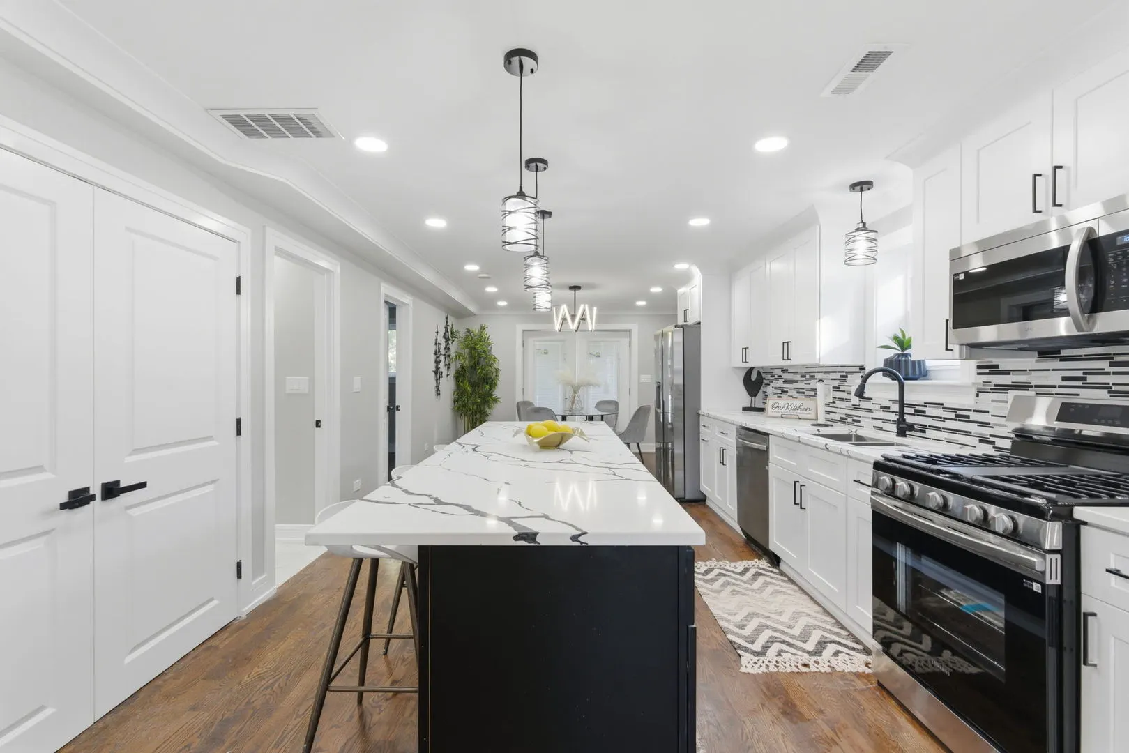 9423 S Sangamon Street IL