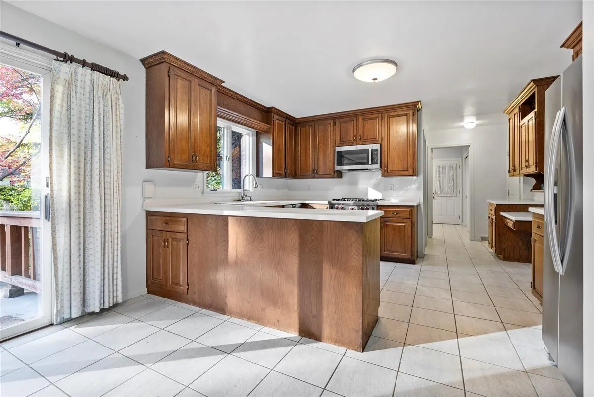 1107 Pine Ridge Court IL