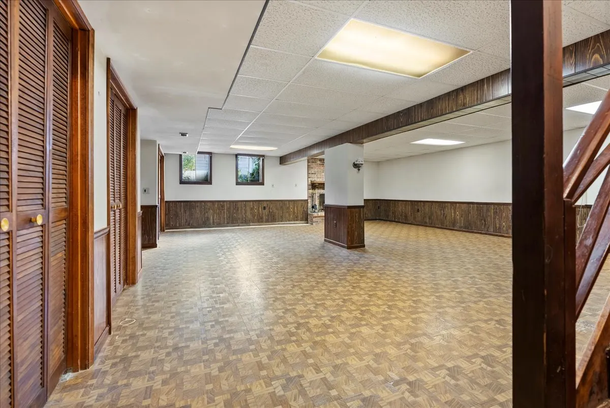 1107 Pine Ridge Court IL